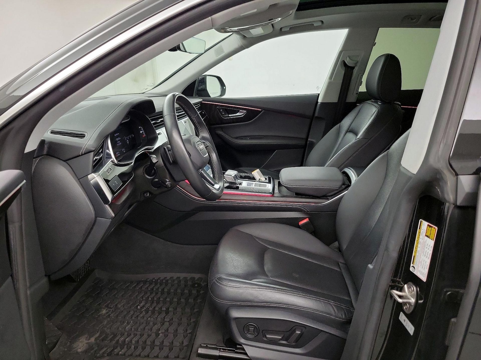 2023 Audi Q8 Premium Plus - Photo 12