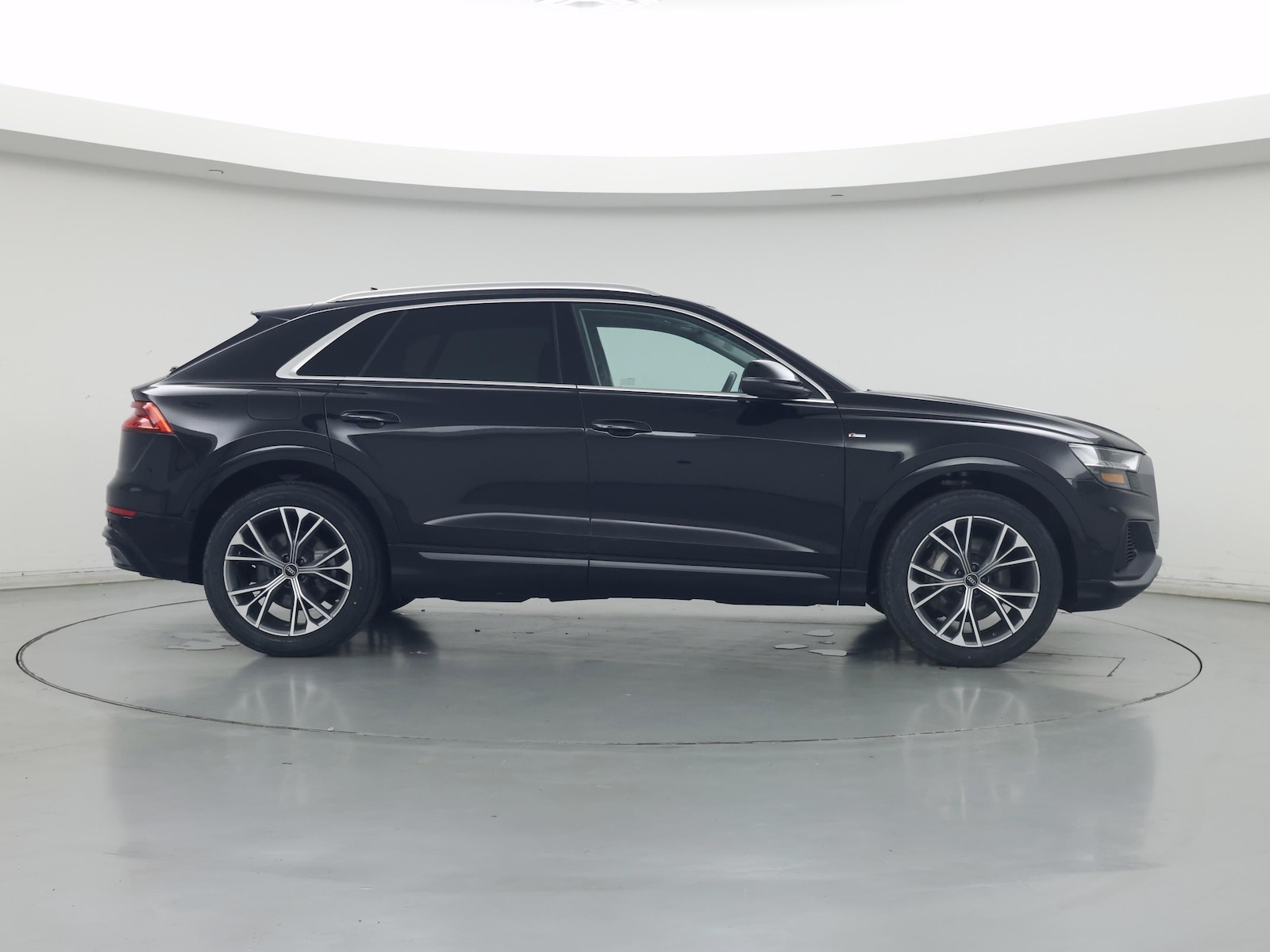 2023 Audi Q8 Premium Plus - Photo 8