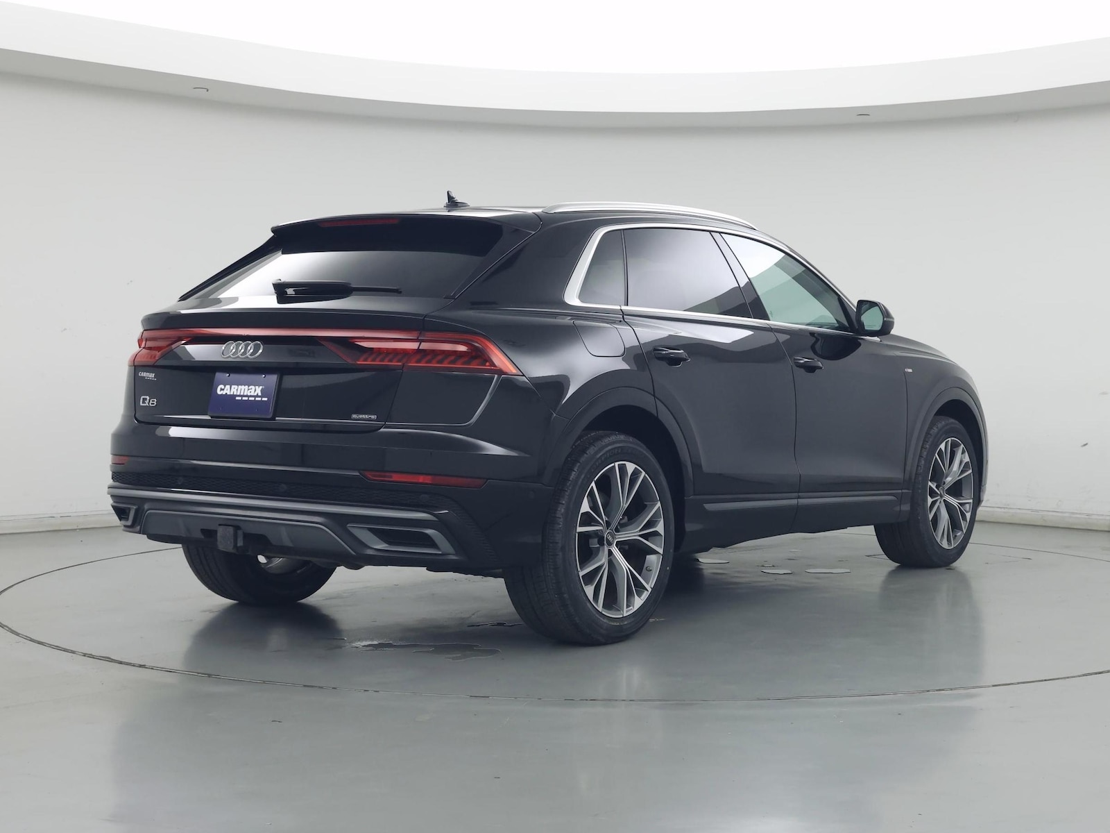 2023 Audi Q8 Premium Plus - Photo 9