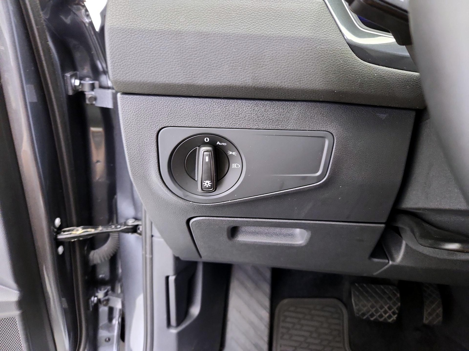 2024 Volkswagen Tiguan S - Photo 14