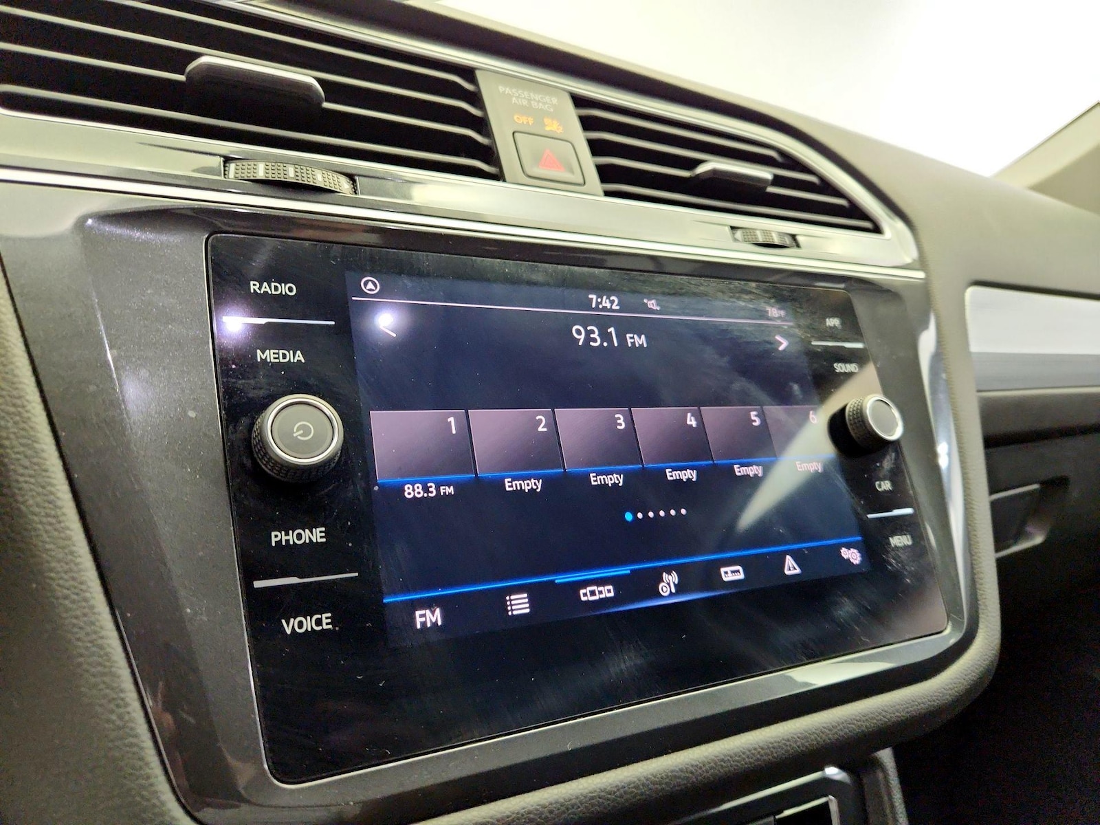 2024 Volkswagen Tiguan S - Photo 16