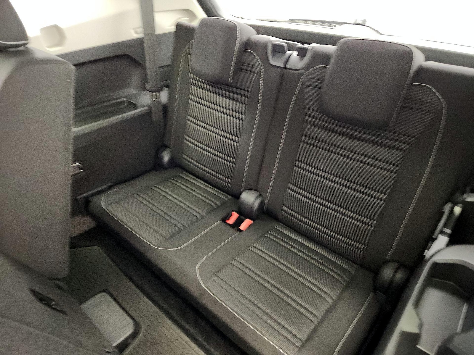 2024 Volkswagen Tiguan S - Photo 21