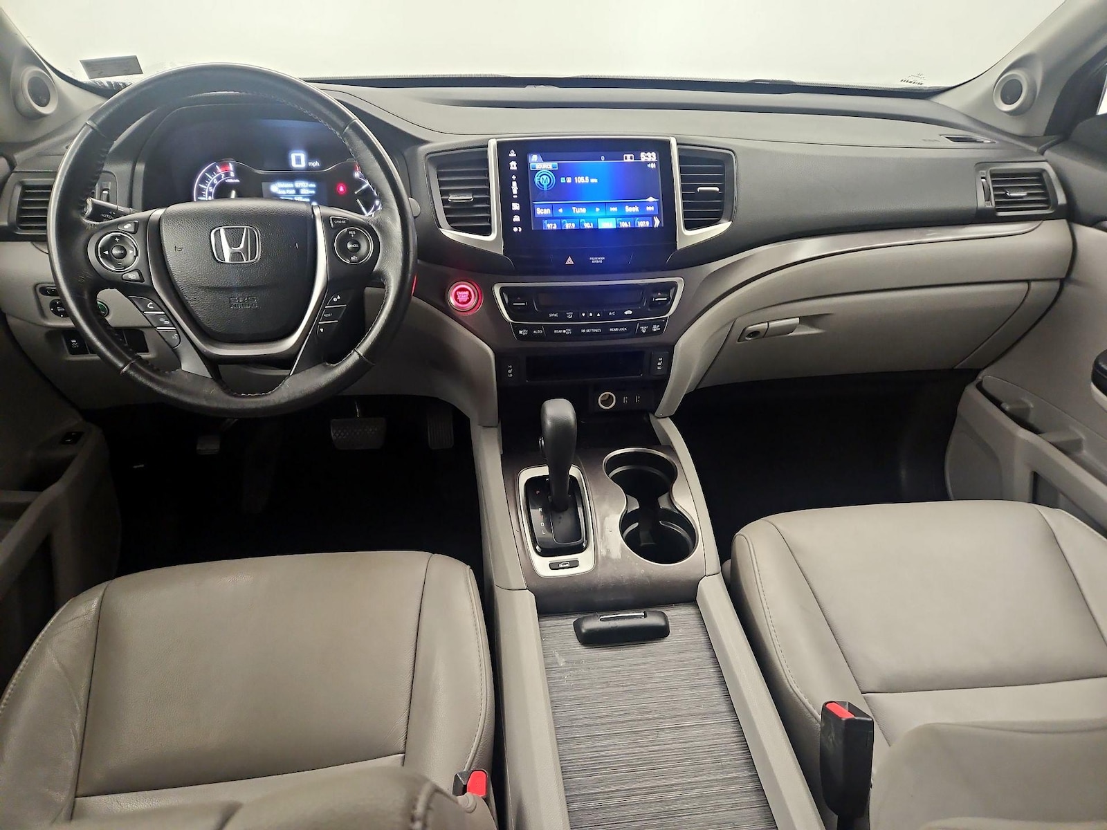 2017 Honda Pilot EX-L - Photo 10