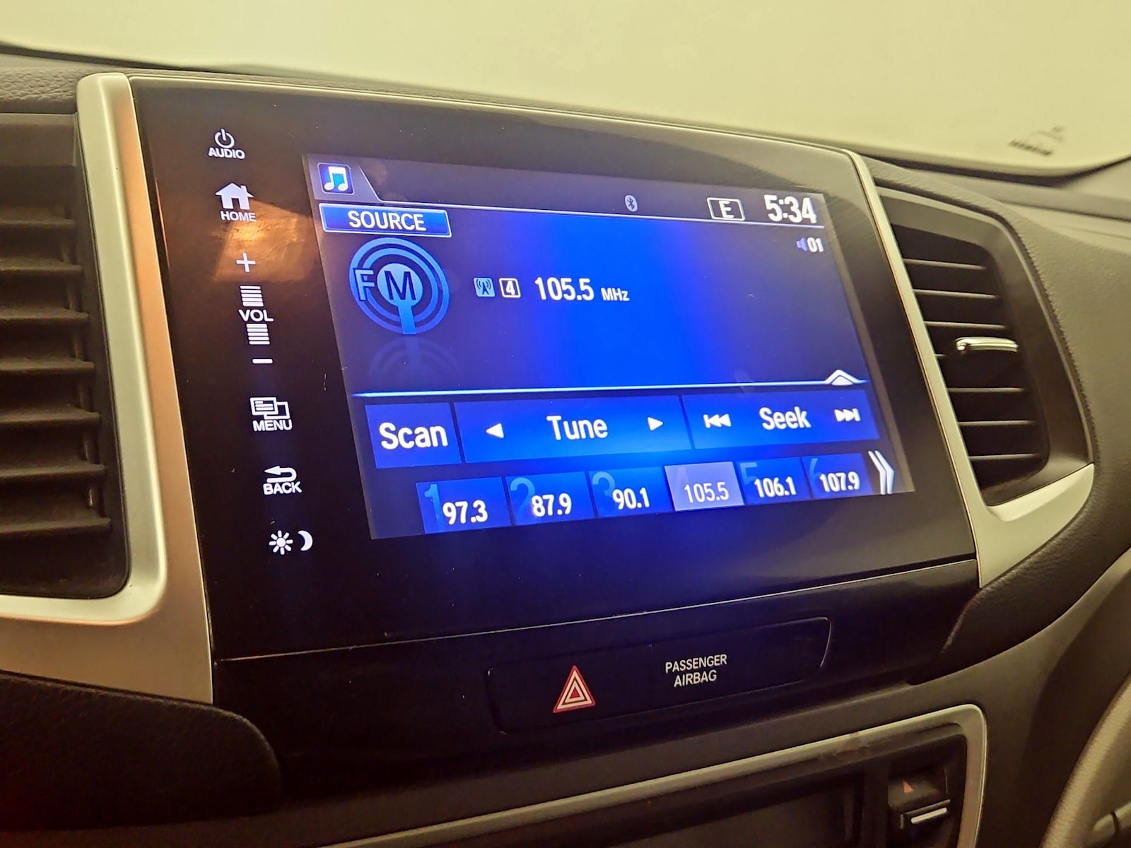 2017 Honda Pilot EX-L - Photo 16