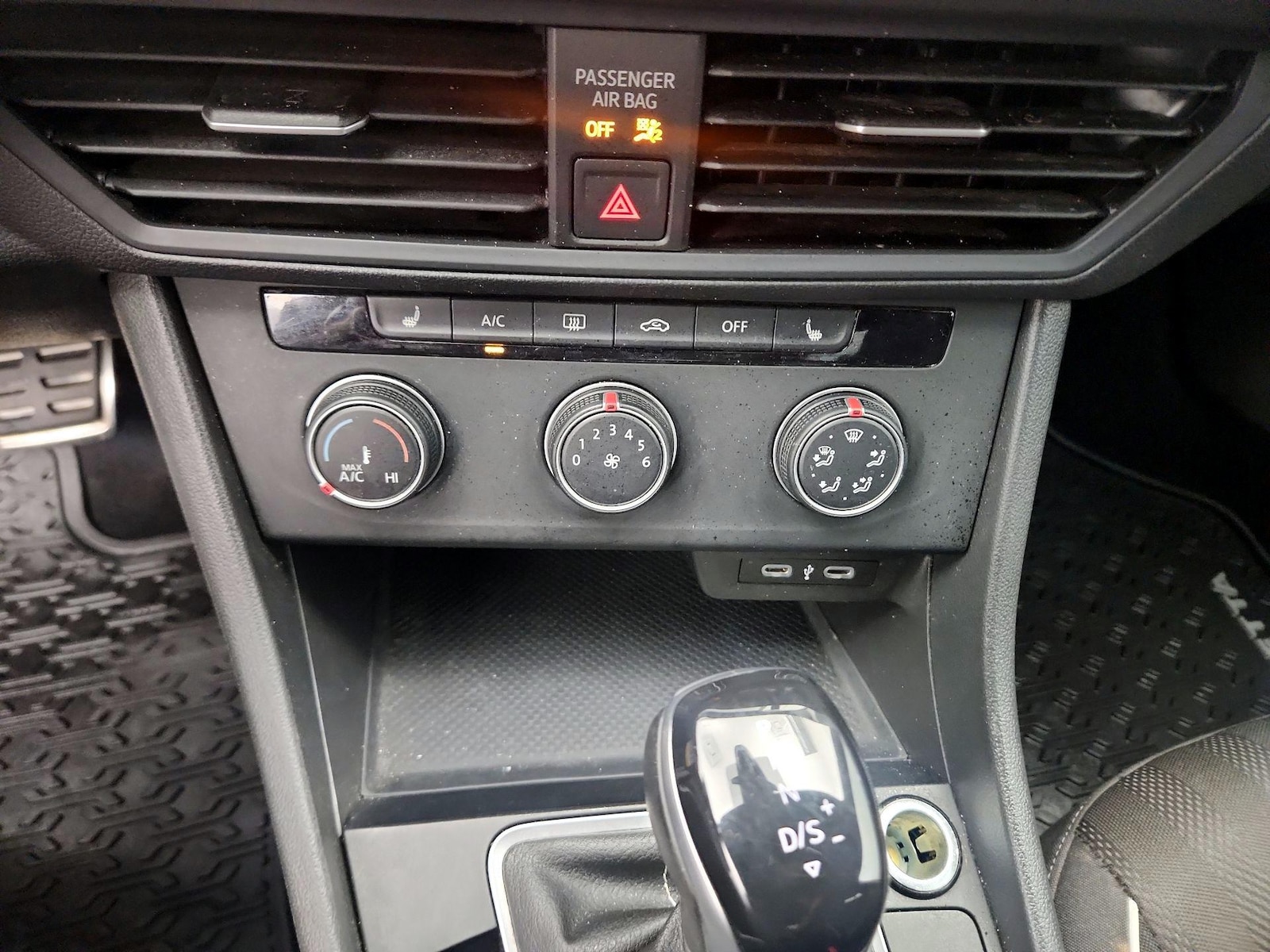 2024 Volkswagen Jetta Sport - Photo 17