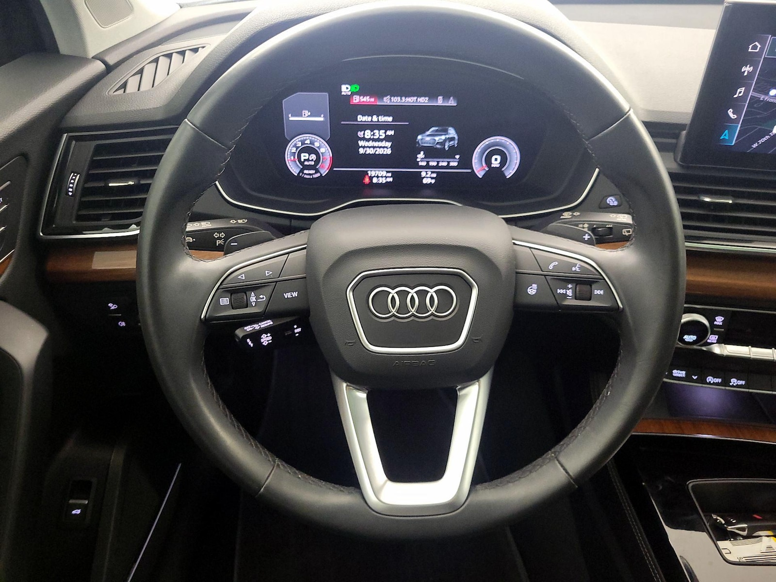 2023 Audi Q5 Premium Plus - Photo 11