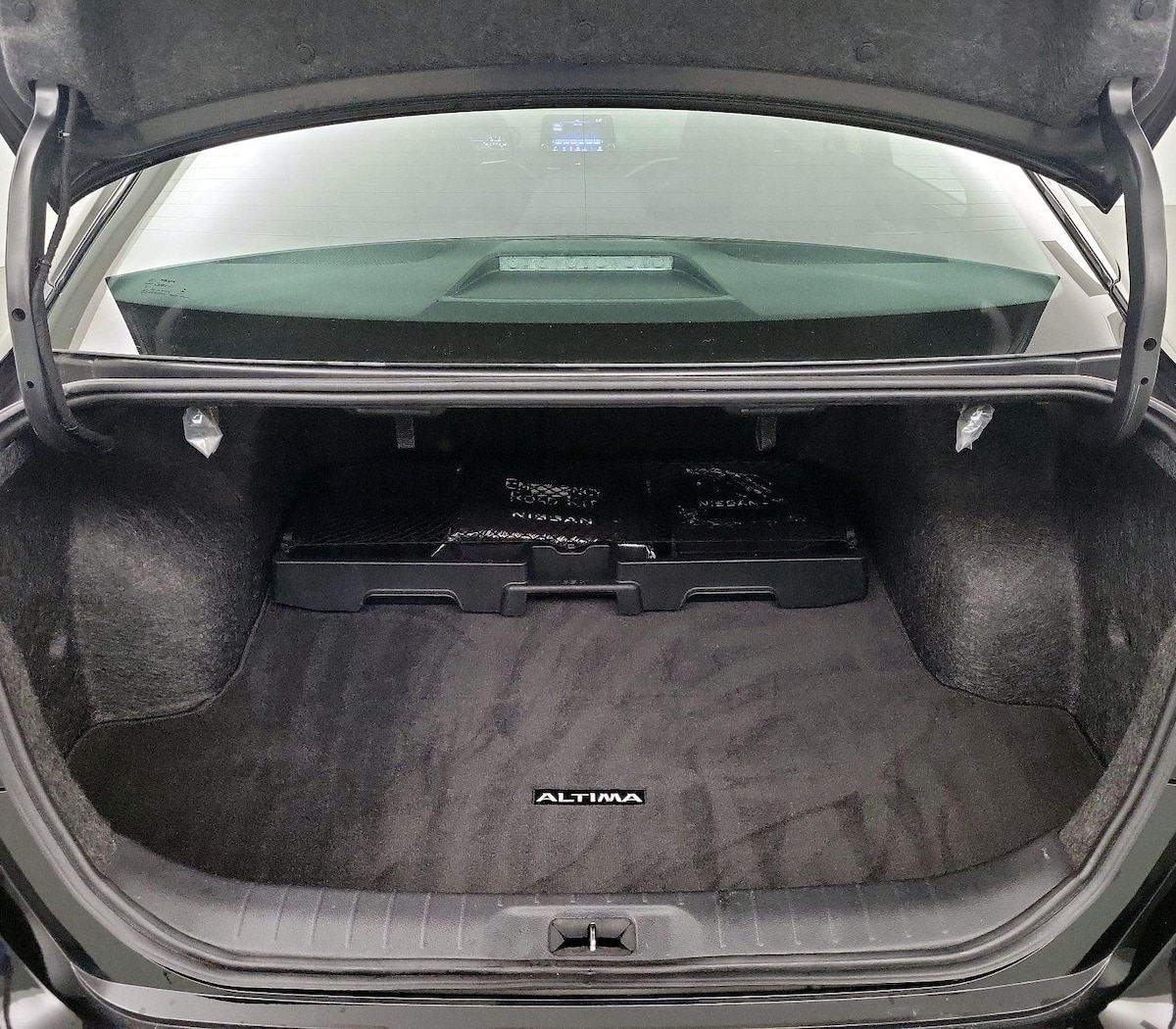 Trunk/Cargo (Seats Up)