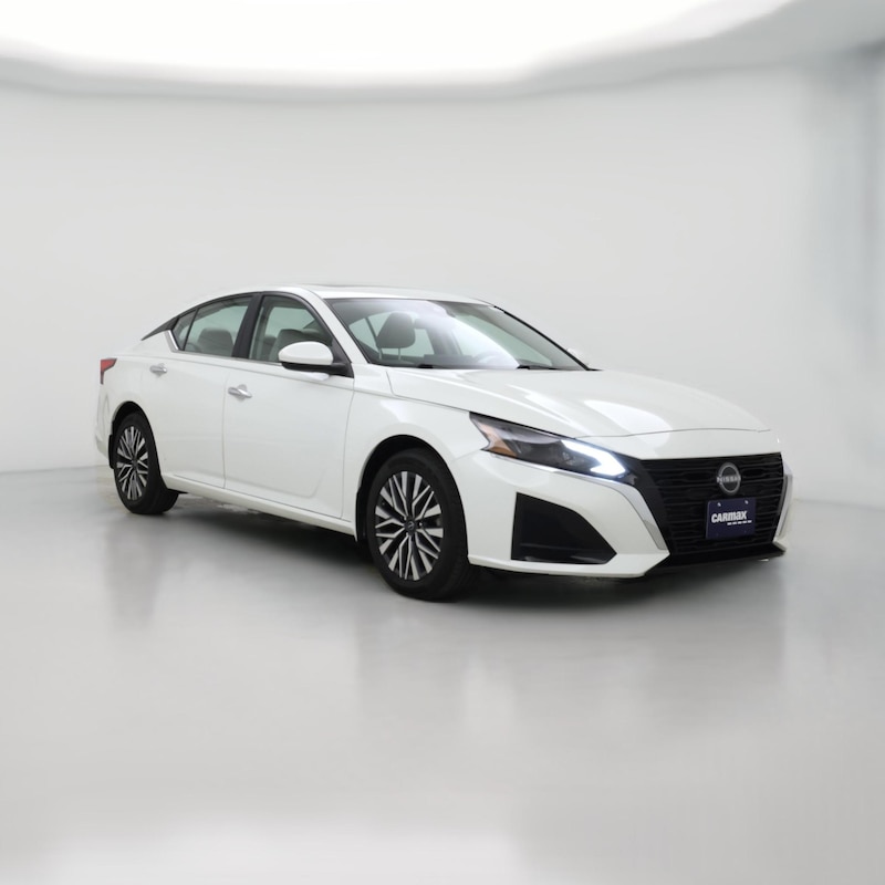 2023 Nissan Altima SV