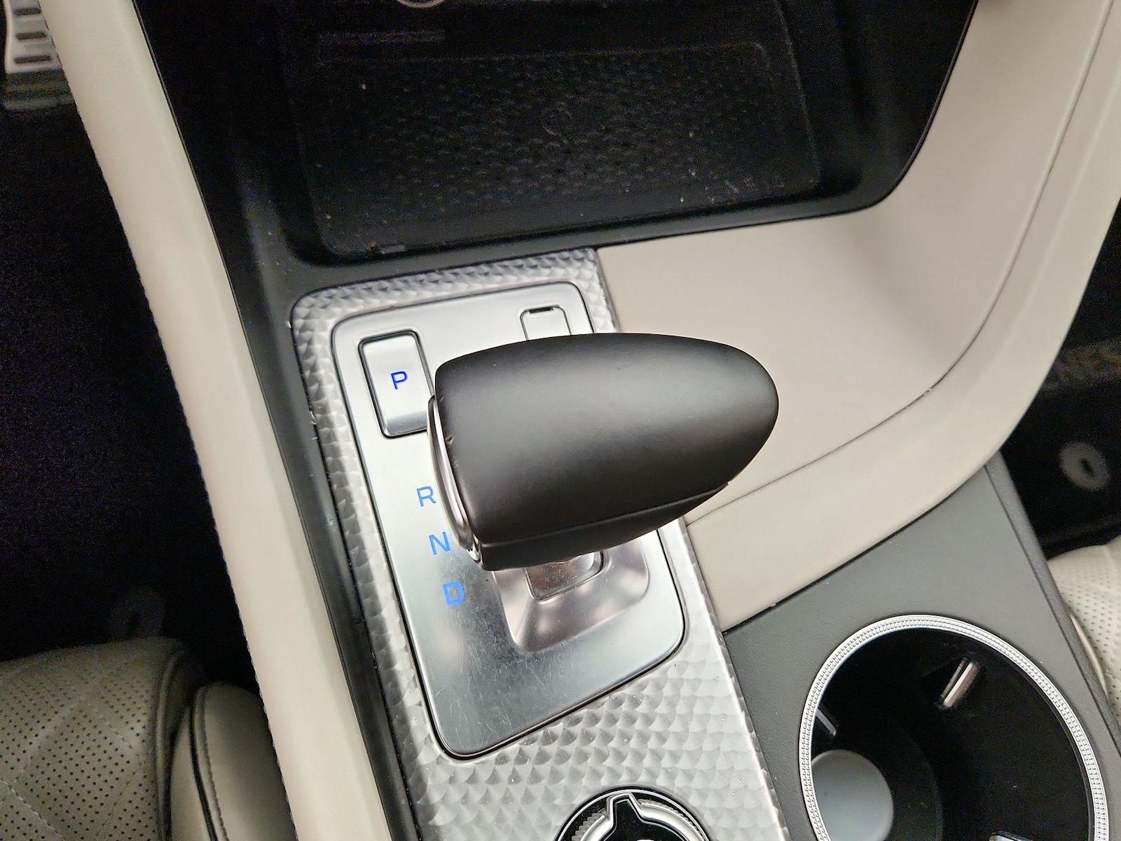 2023 GENESIS G70 Standard - Photo 19