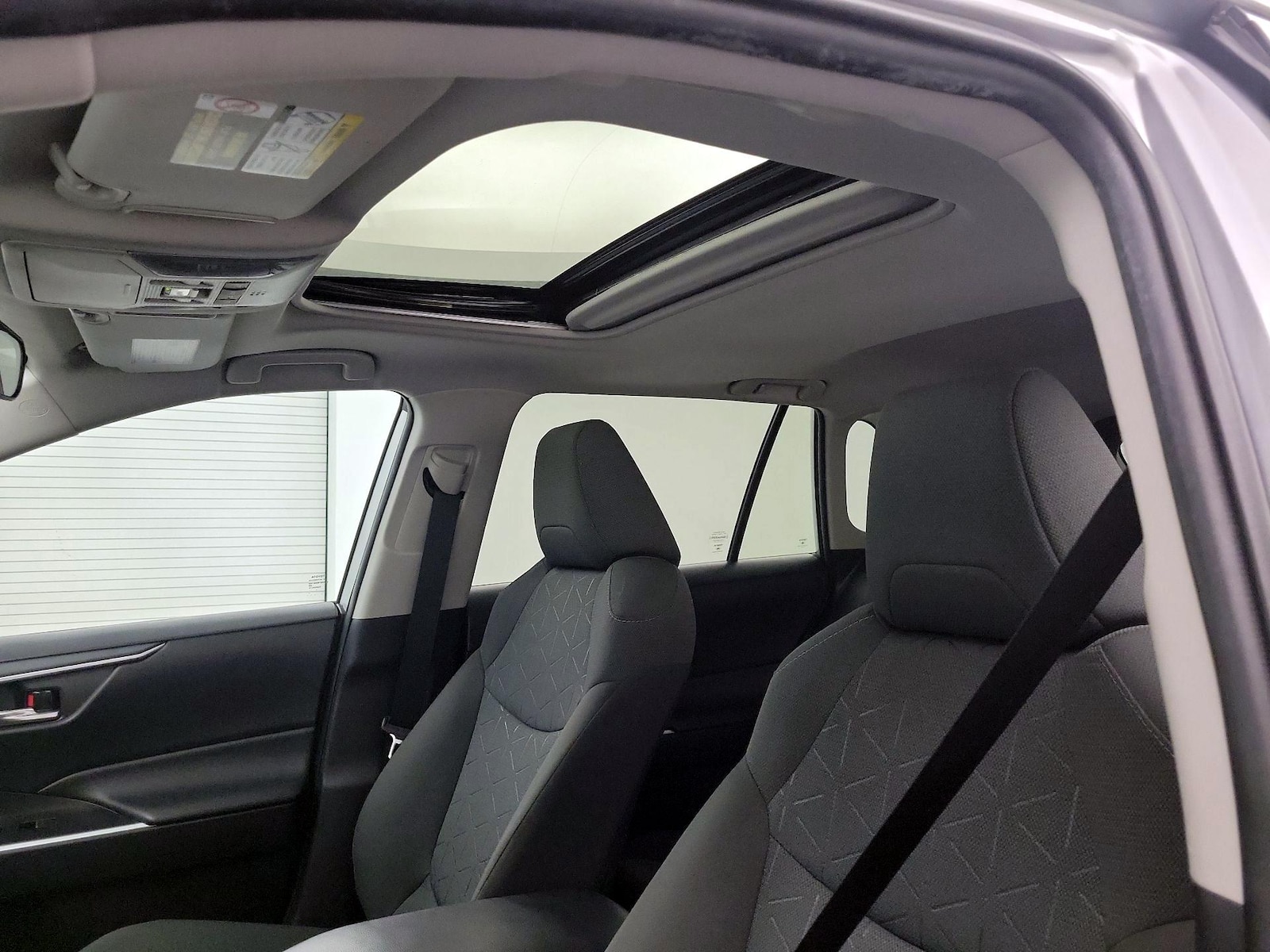 2022 Toyota RAV4 XLE - Photo 20