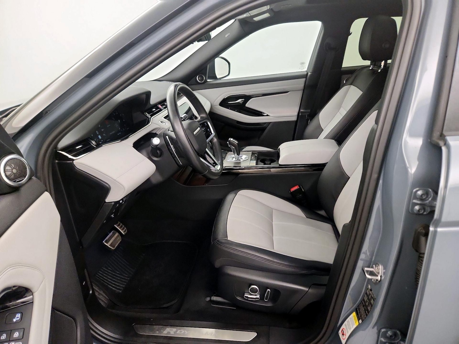 2022 Land Rover Range Rover Evoque SE - Photo 10