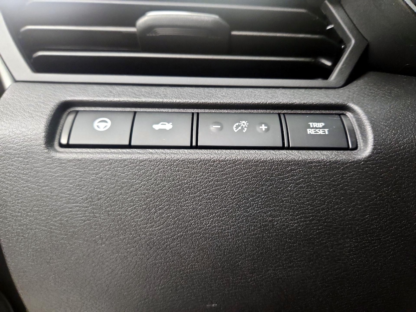 2023 Nissan Altima SL - Photo 14