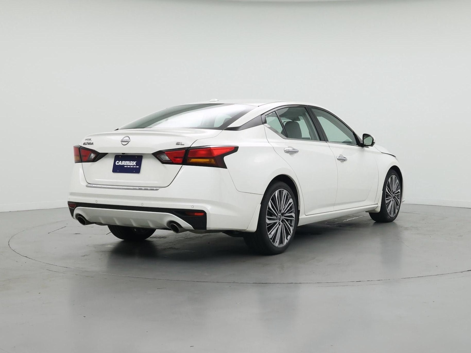2023 Nissan Altima SL - Photo 9