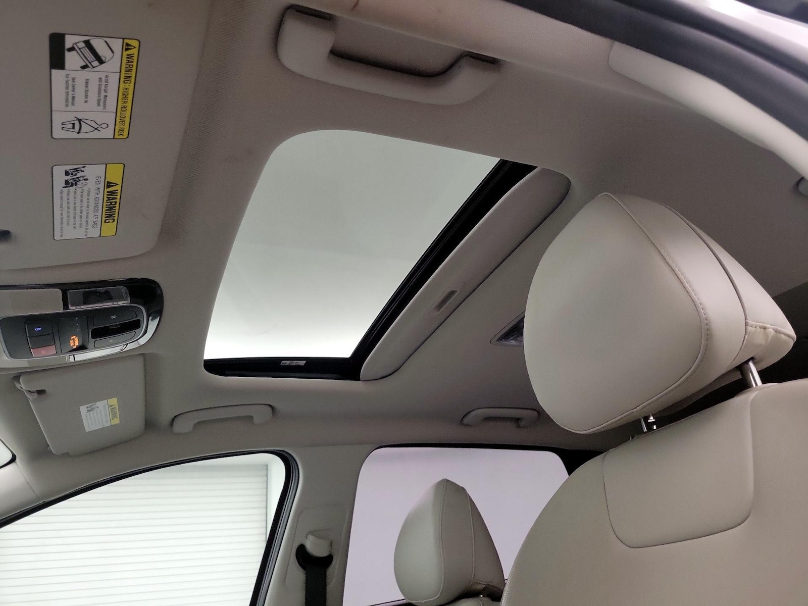 Sunroof(s) & Overhead Airbags