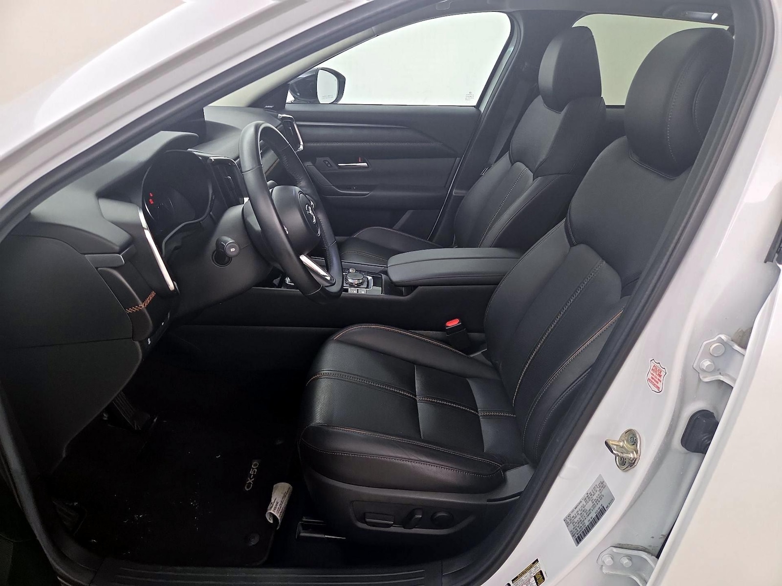 2025 Mazda CX-50 Premium Plus - Photo 12