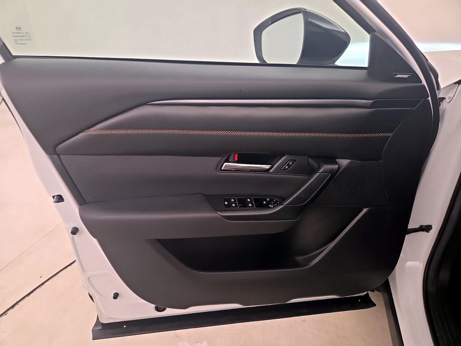 2025 Mazda CX-50 Premium Plus - Photo 13
