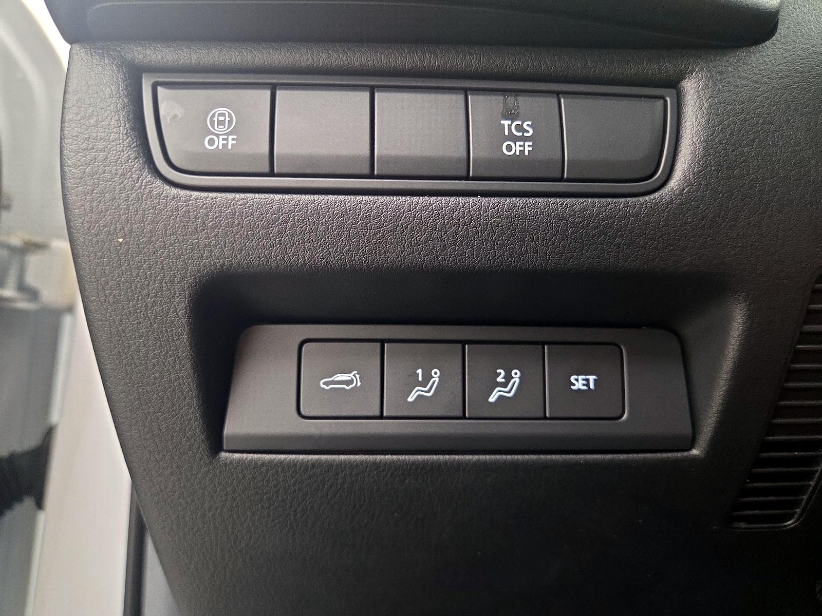 2025 Mazda CX-50 Premium Plus - Photo 14