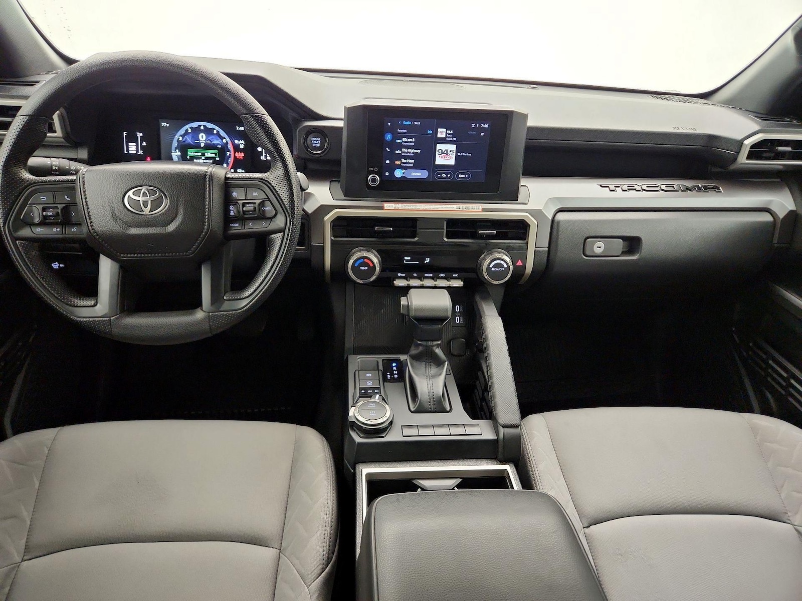 2026 Toyota Tacoma SR5 - Photo 10
