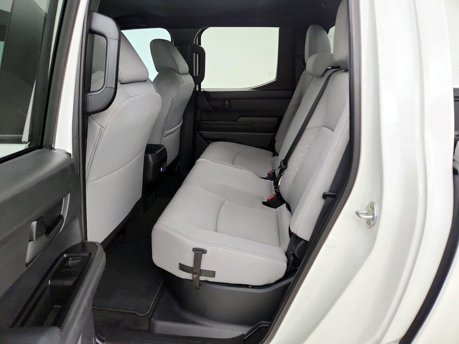 2026 Toyota Tacoma SR5 - Photo 20