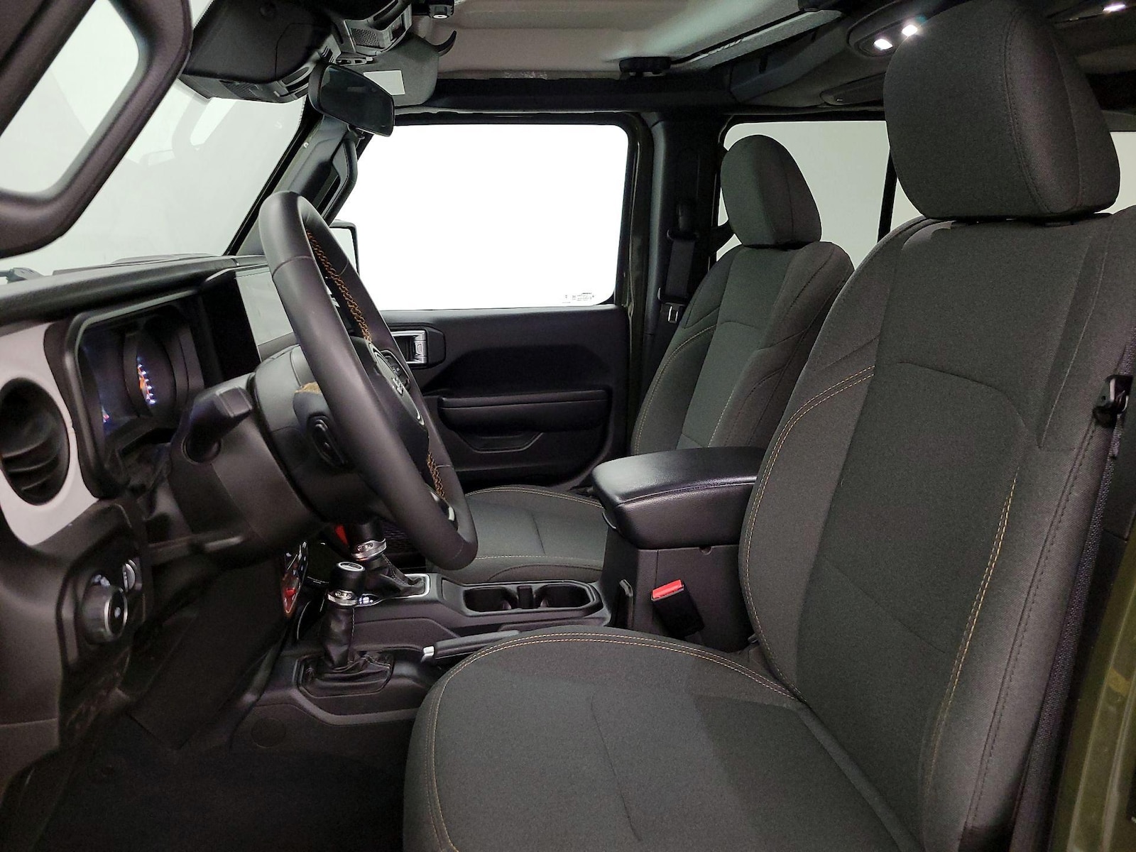 2024 Jeep Wrangler 4-Door Willys - Photo 12