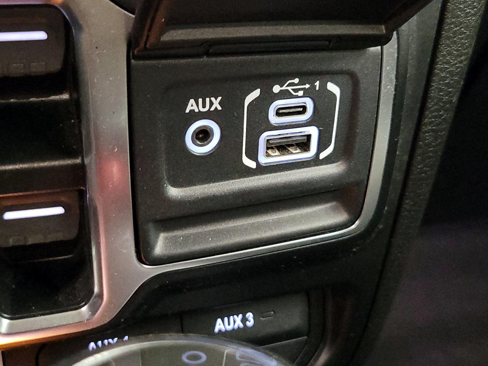 2024 Jeep Wrangler 4-Door Willys - Photo 19