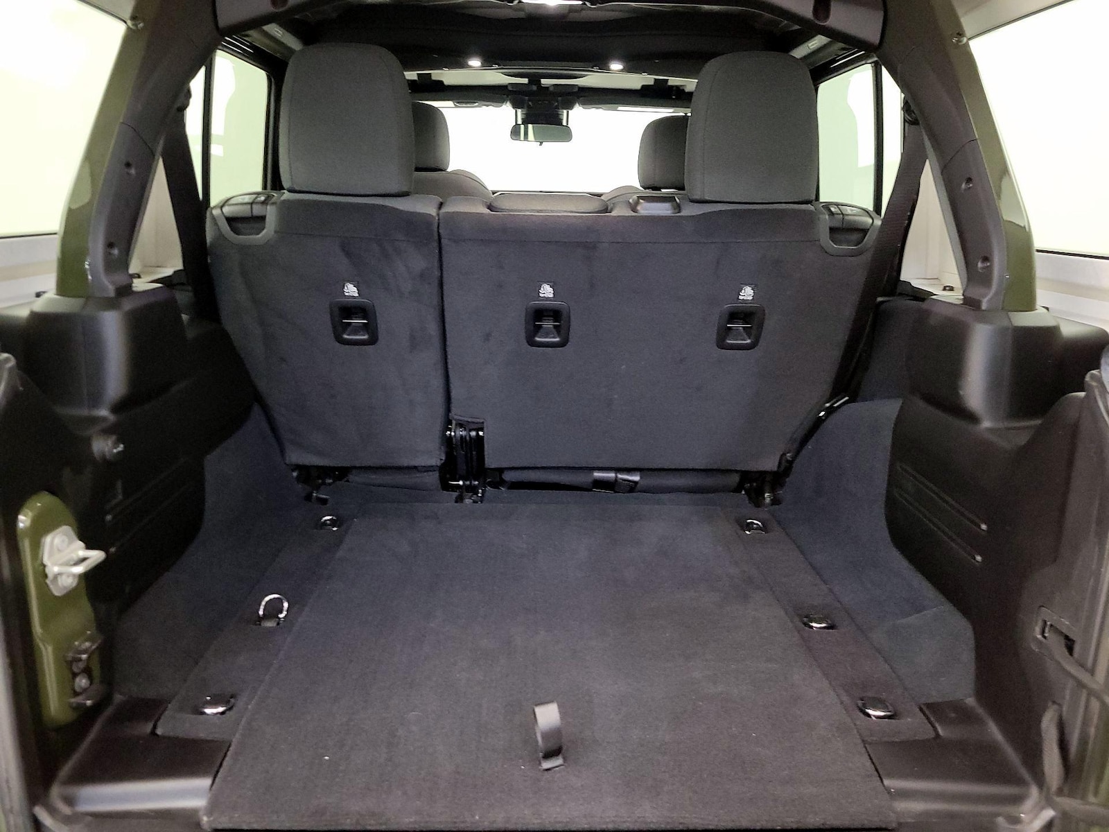 2024 Jeep Wrangler 4-Door Willys - Photo 21