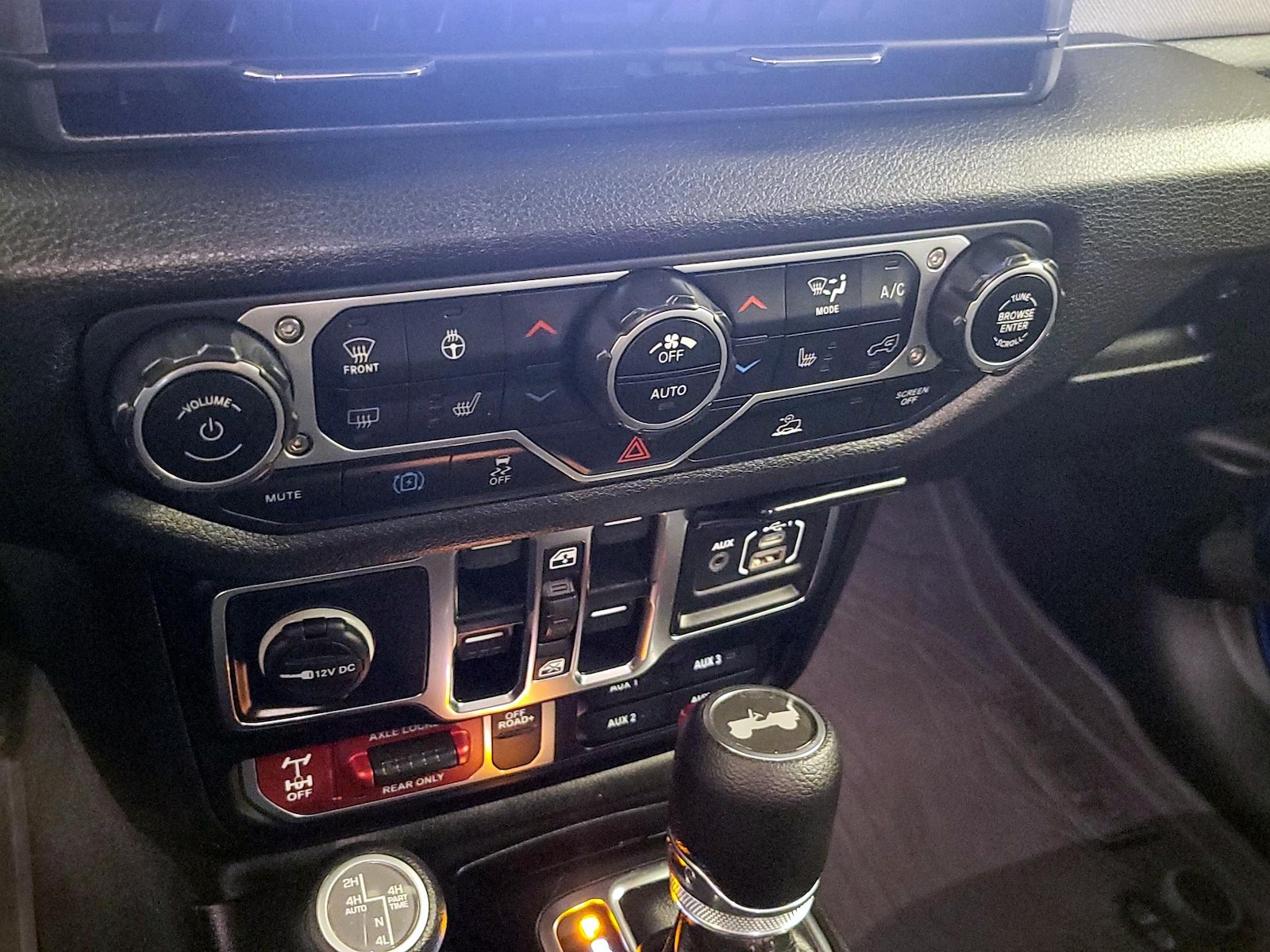 2024 Jeep Wrangler 4xe Willys 4XE - Photo 17