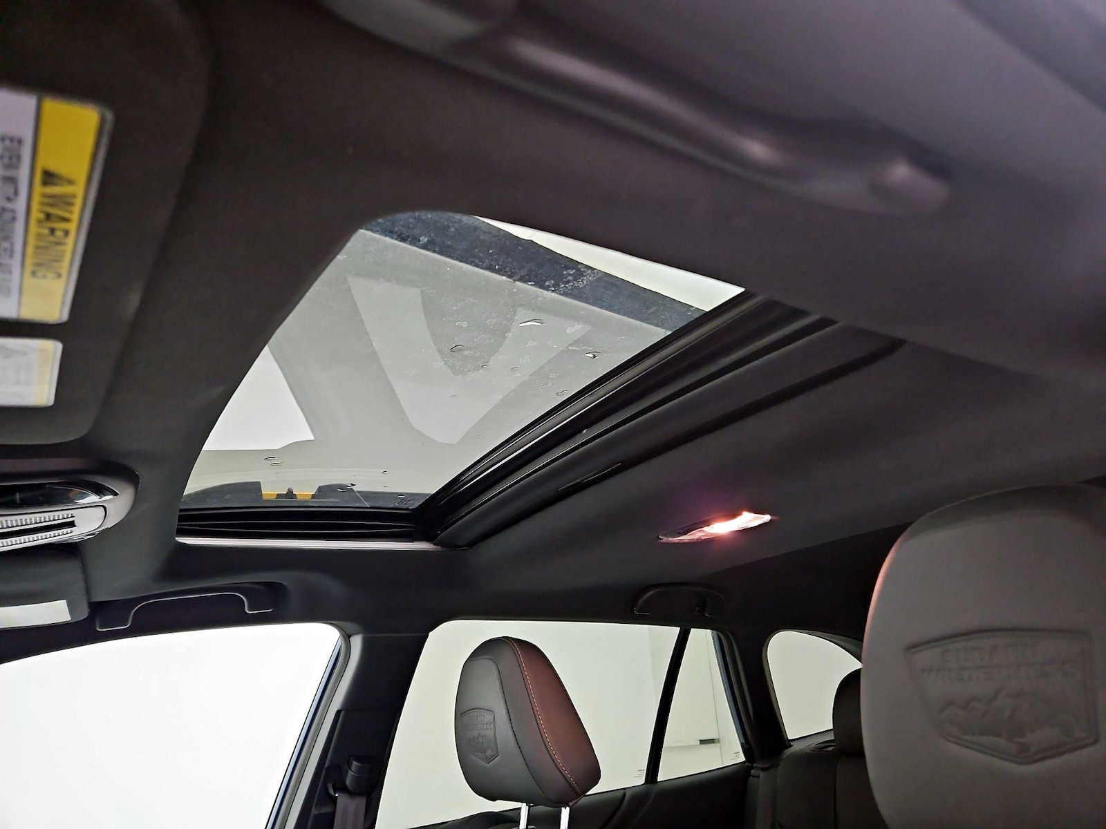 Sunroof(s) & Overhead Airbags