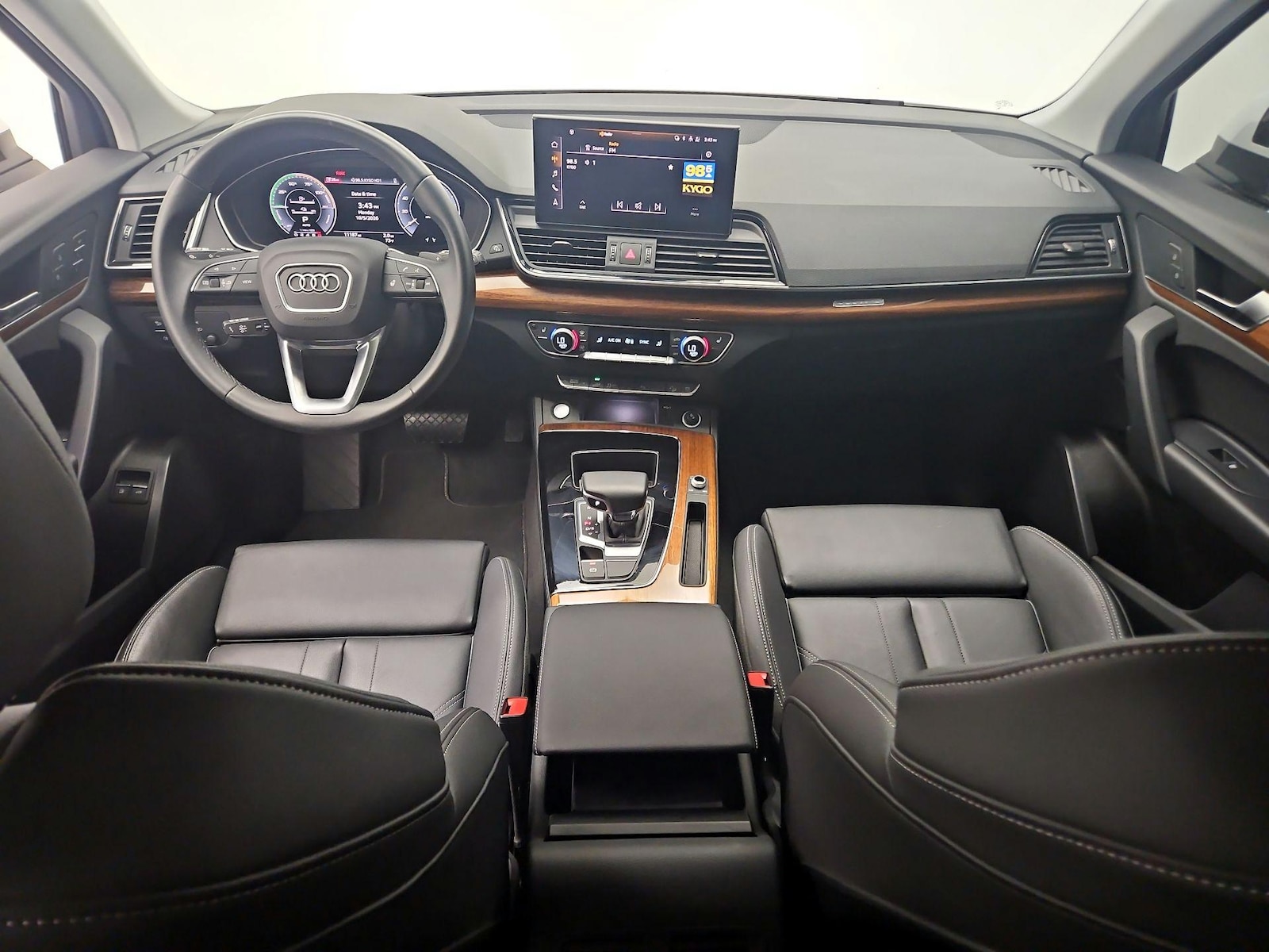 Apple CarPlay® & Android Auto™