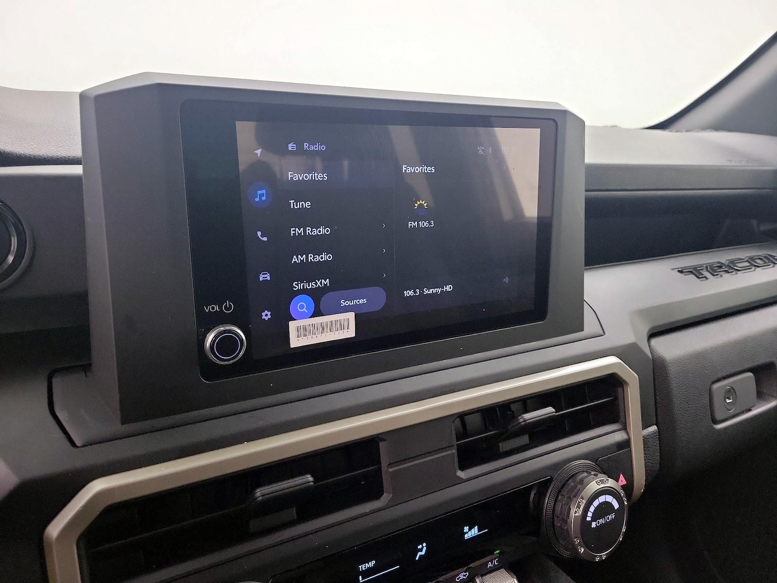 2025 Toyota Tacoma SR - Photo 14