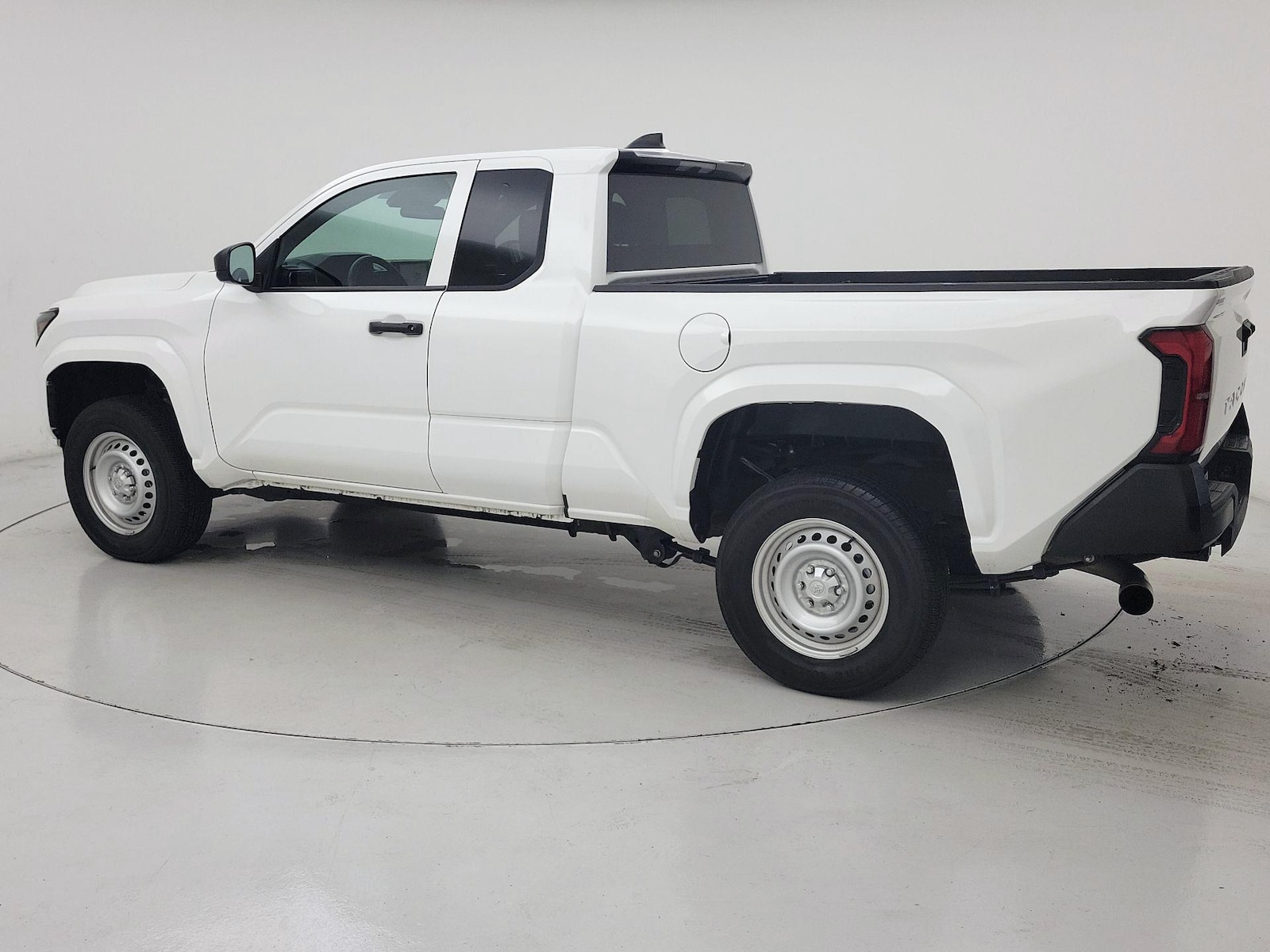 2025 Toyota Tacoma SR - Photo 7