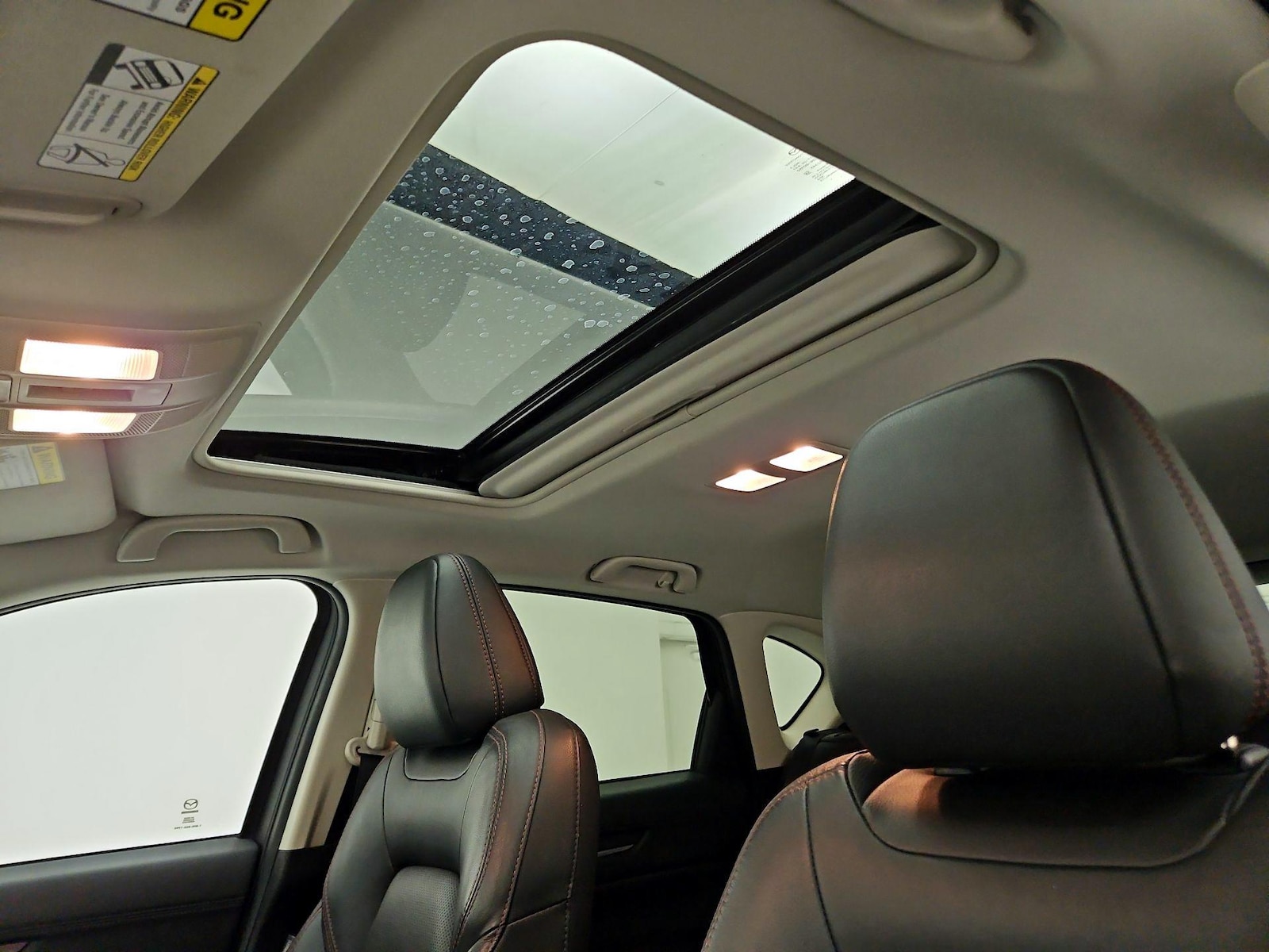 Sunroof(s) & Overhead Airbags