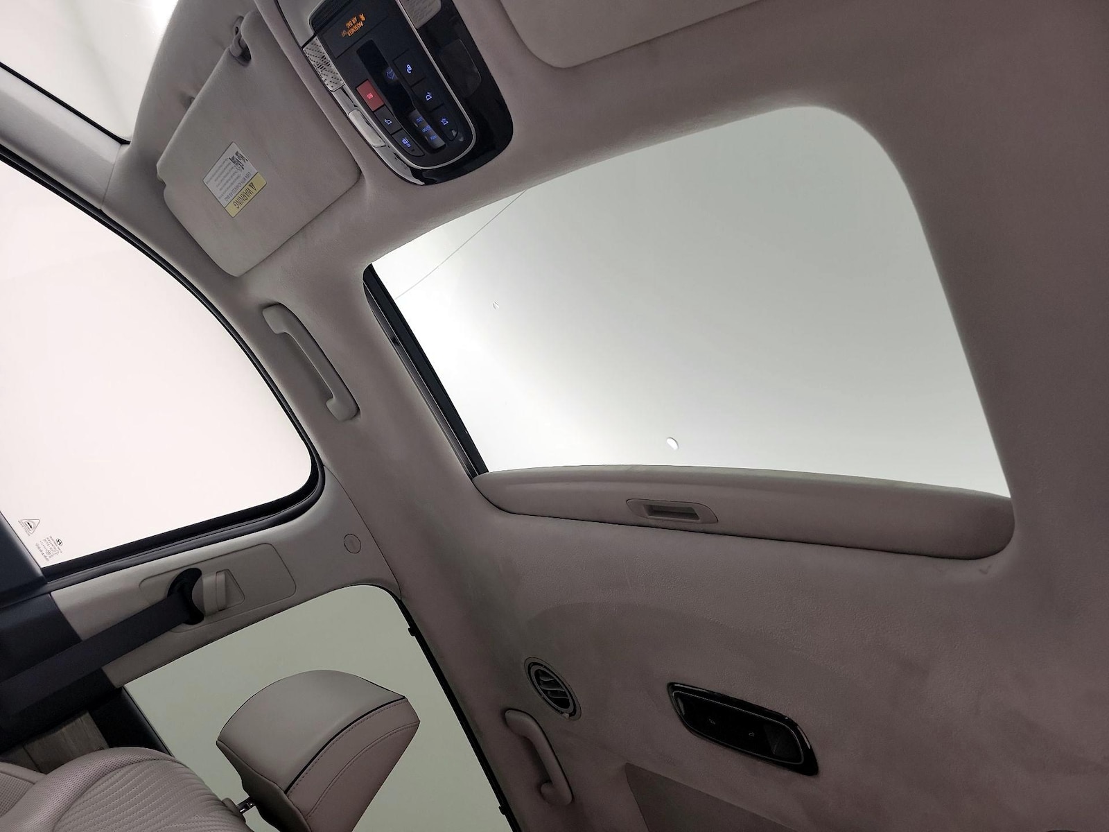 Sunroof(s) & Skylight(s)