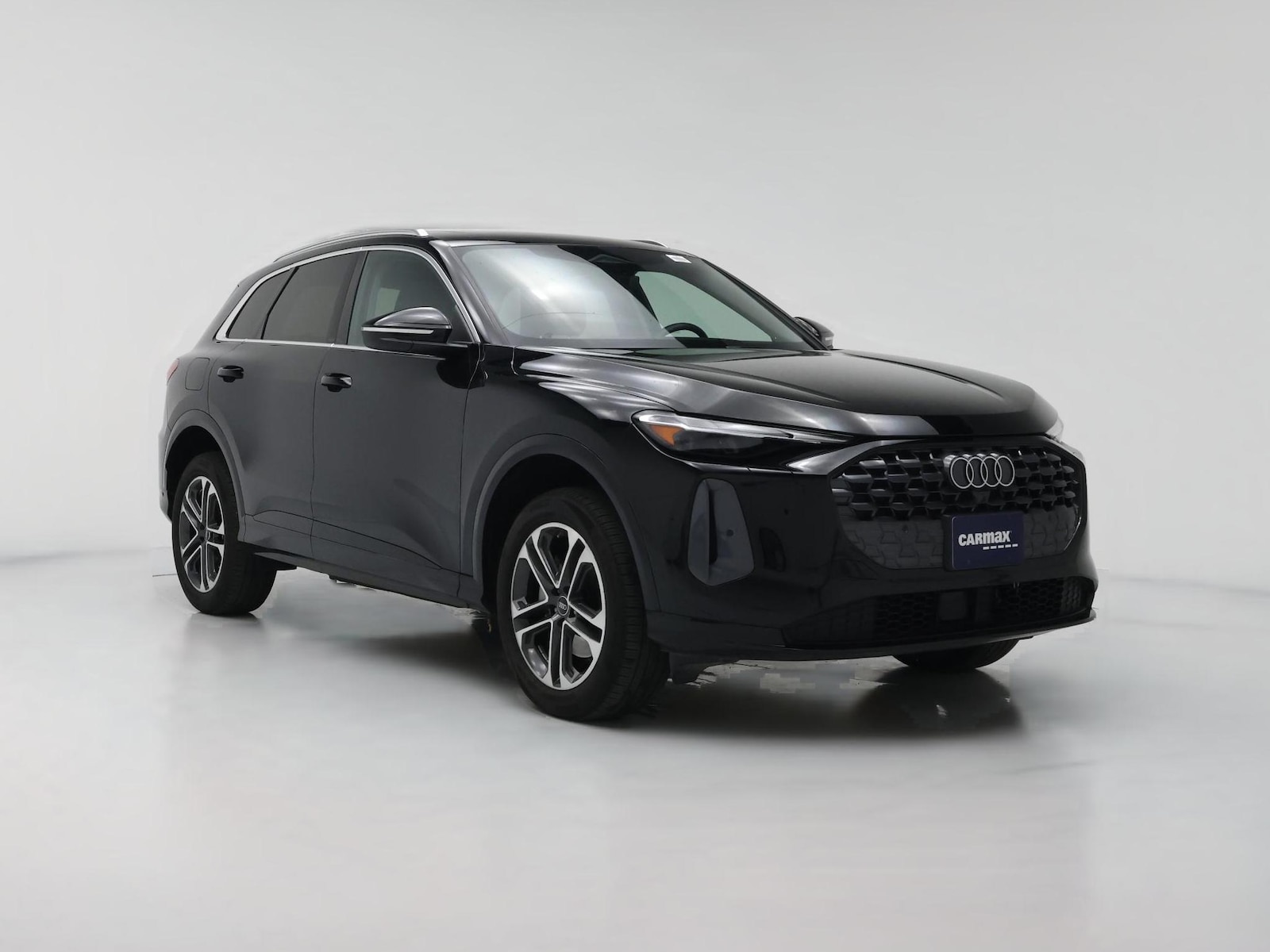 2025 Audi Q5 Premium