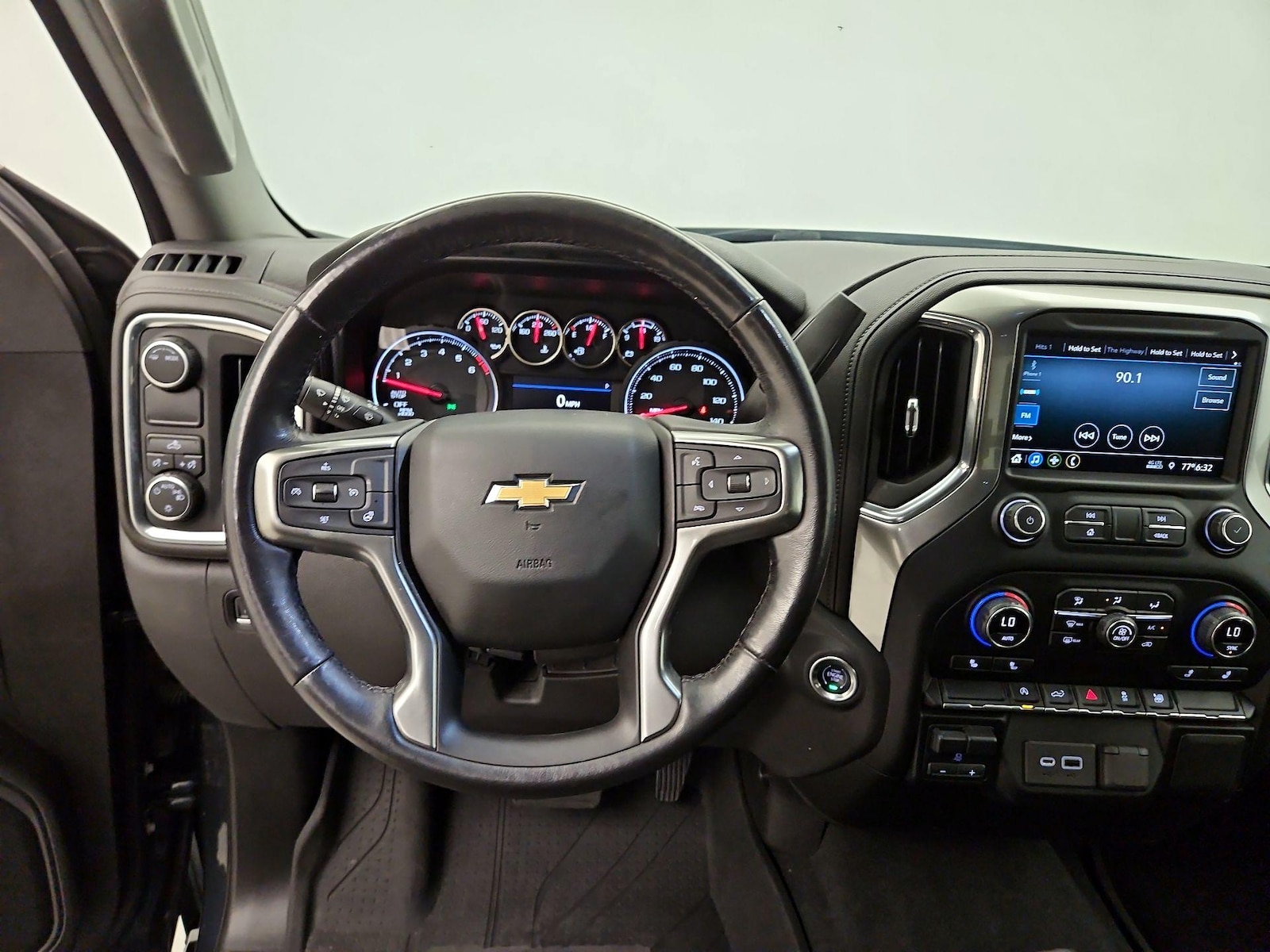 2021 Chevrolet Silverado 1500 LT - Photo 11