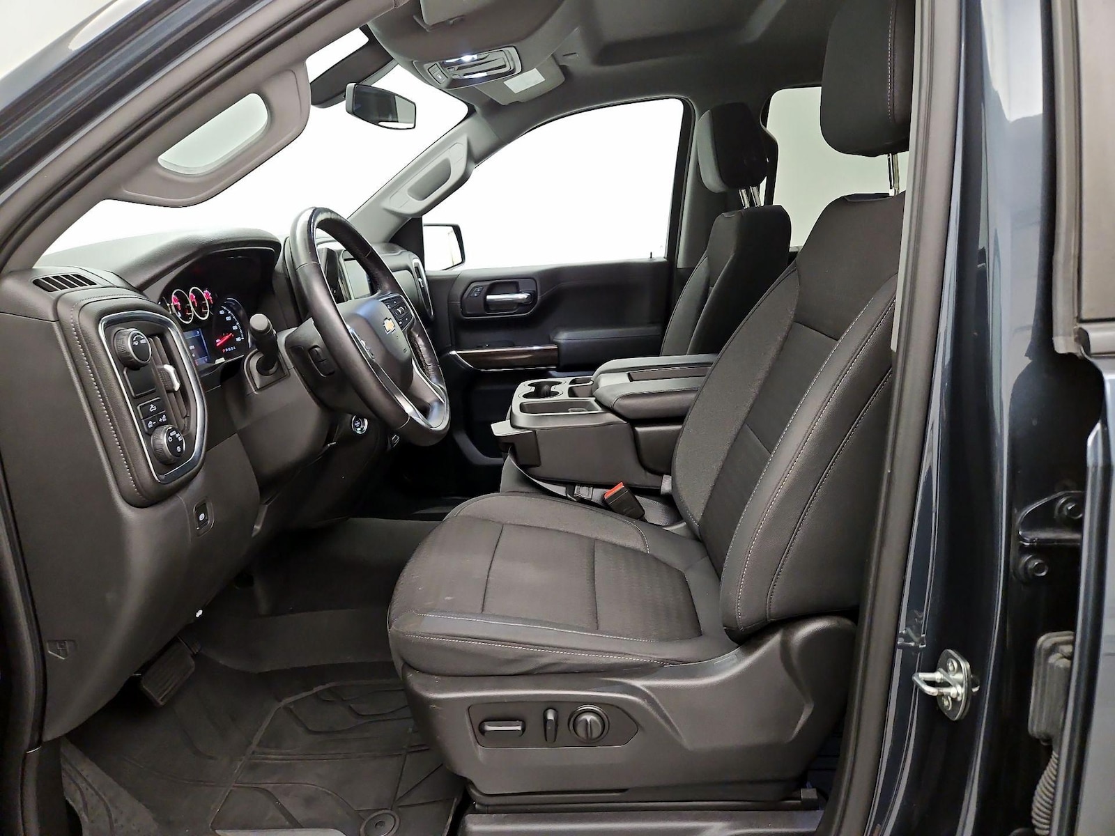 2021 Chevrolet Silverado 1500 LT - Photo 12