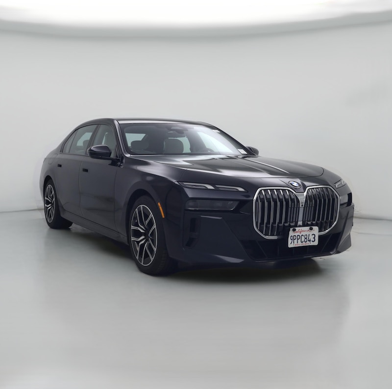 2025 BMW 740 I