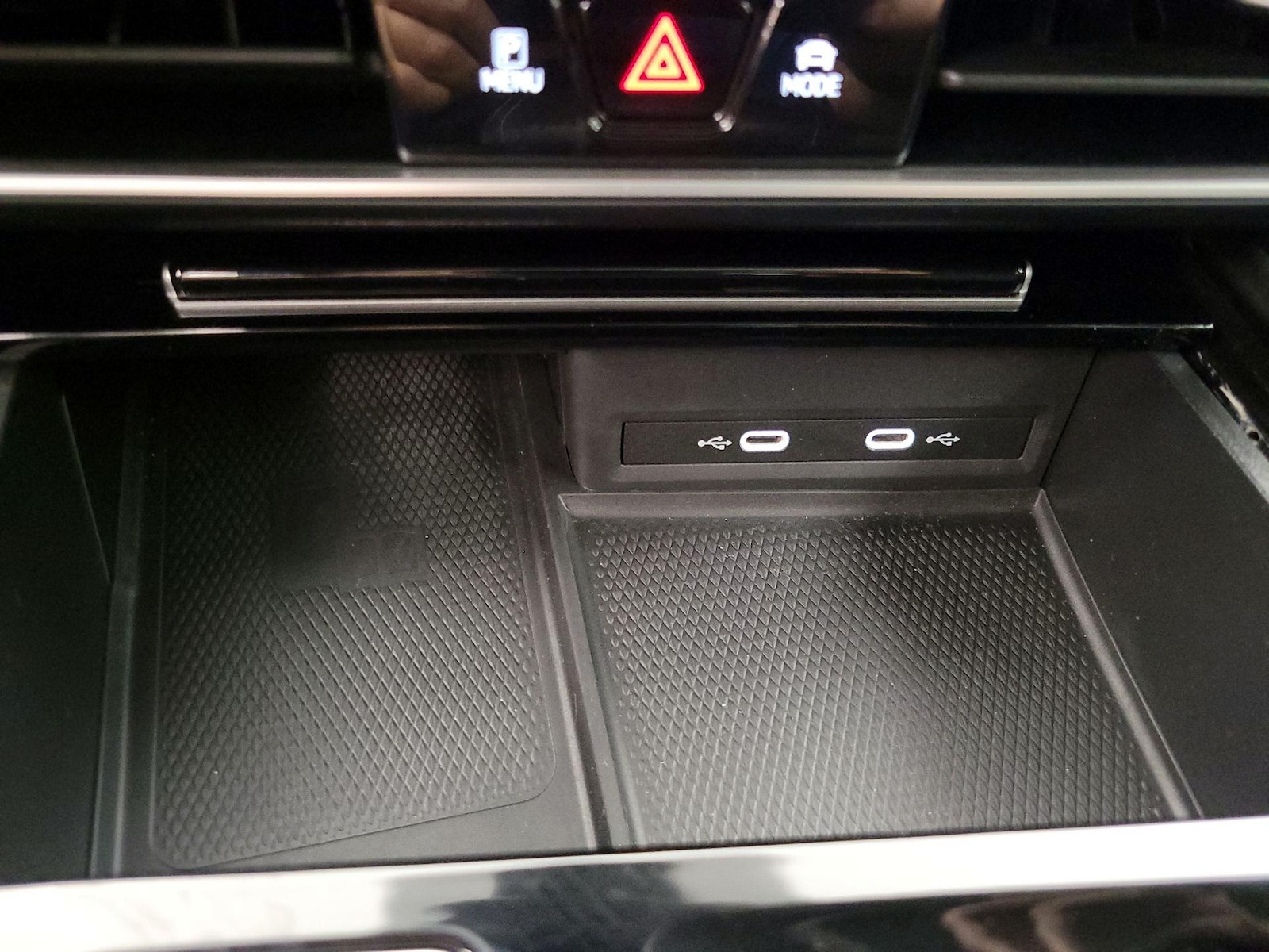 2024 Volkswagen Atlas Cross Sport SE w/Tech - Photo 20