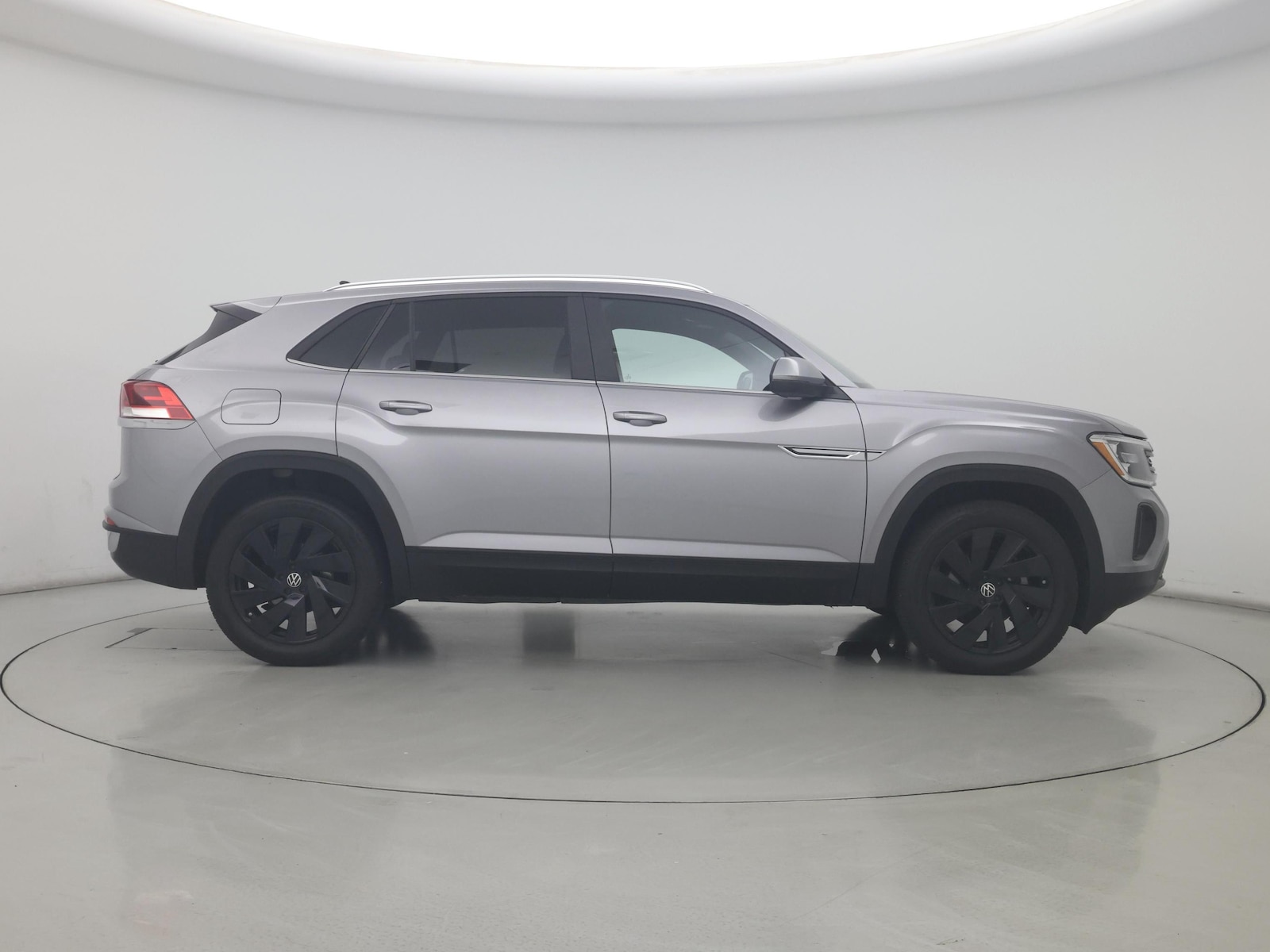 2024 Volkswagen Atlas Cross Sport SE w/Tech - Photo 8
