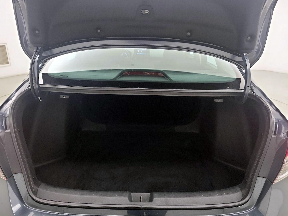 Trunk/Cargo (Seats Up)