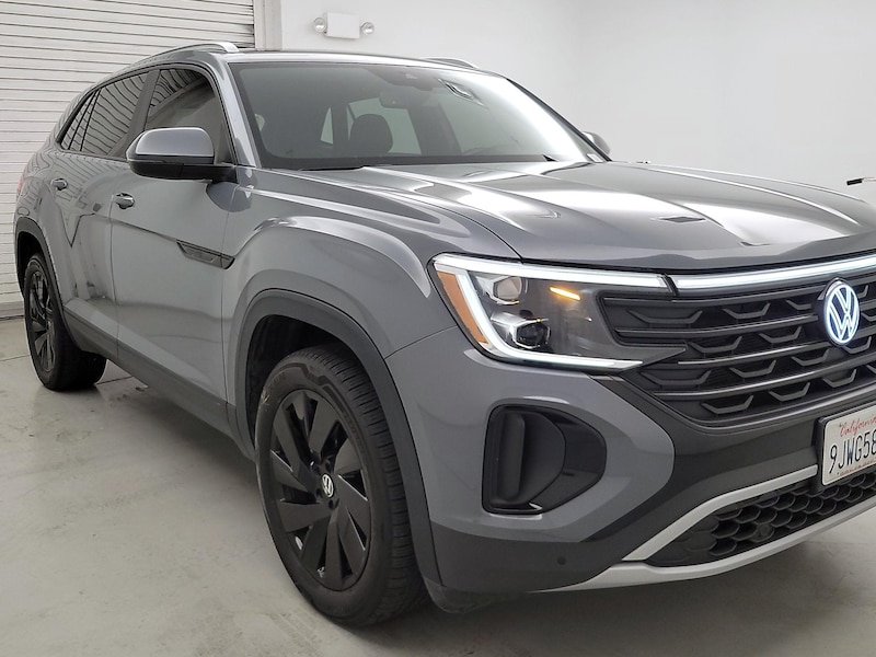 2024 Volkswagen Atlas Cross Sport SE w/Tech