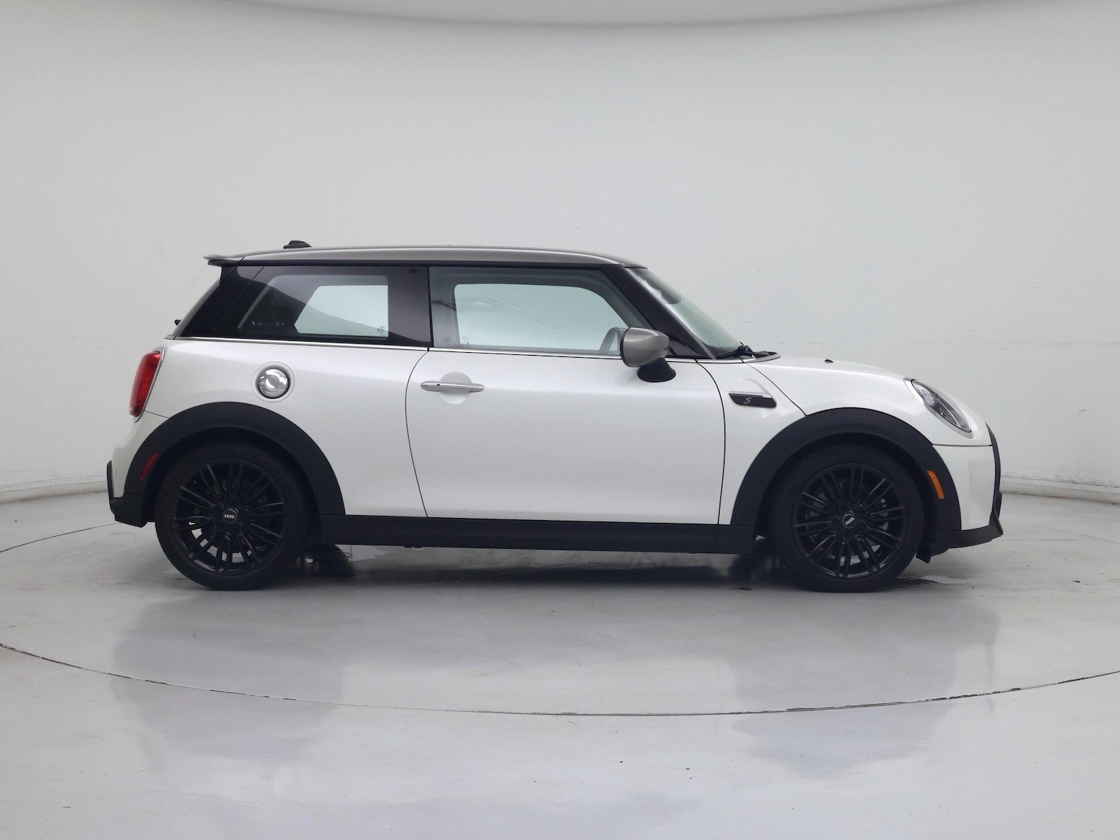 2024 MINI Hardtop 2 Door S - Photo 8