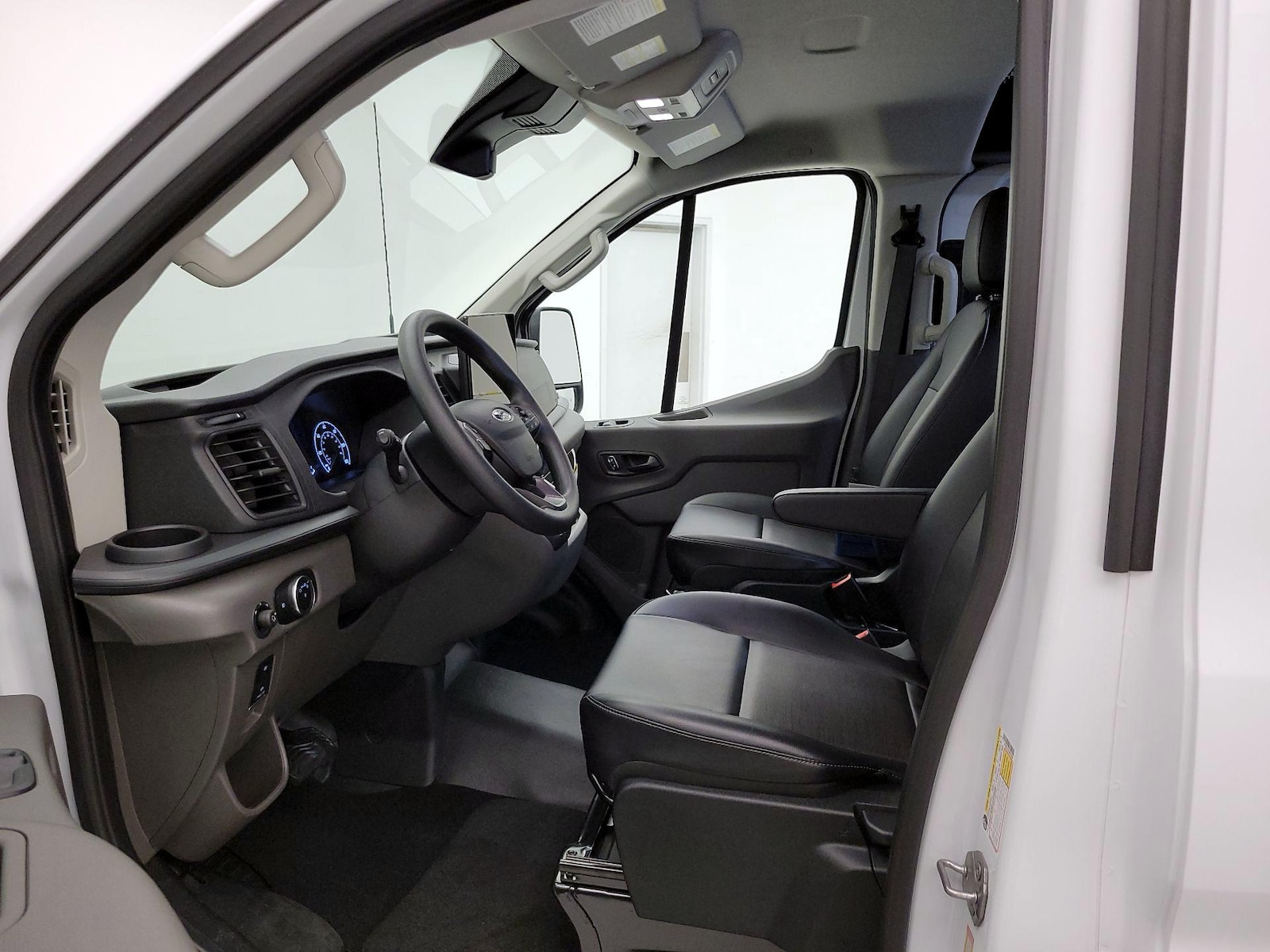2025 Ford Transit Van Base - Photo 12