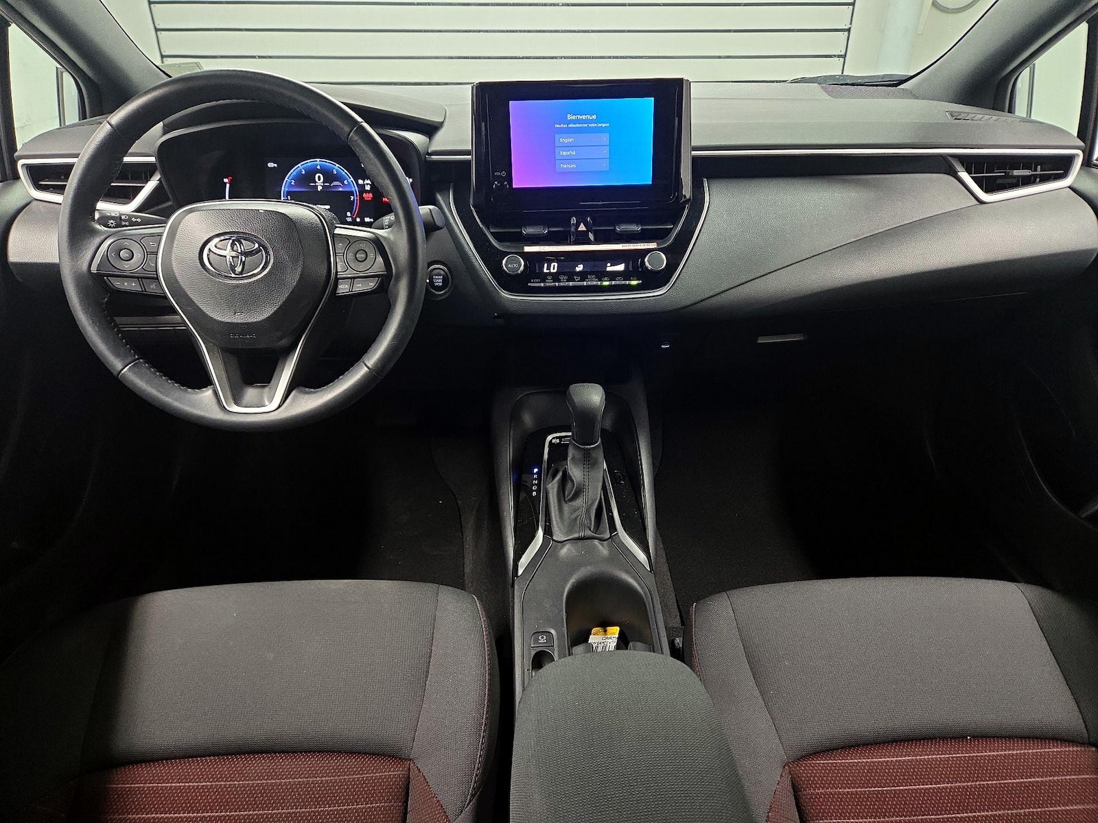 2026 Toyota Corolla SE - Photo 10