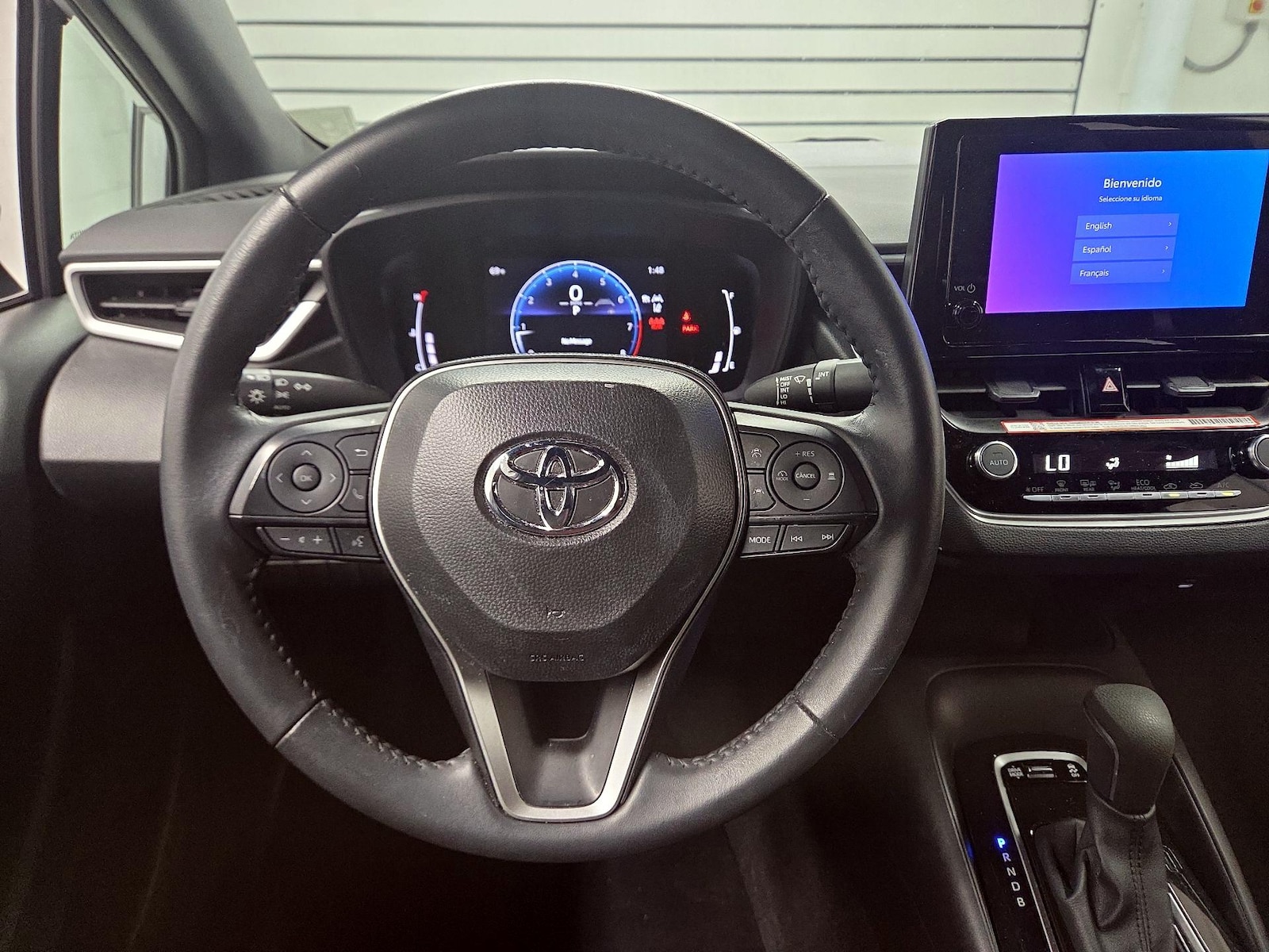 2026 Toyota Corolla SE - Photo 11
