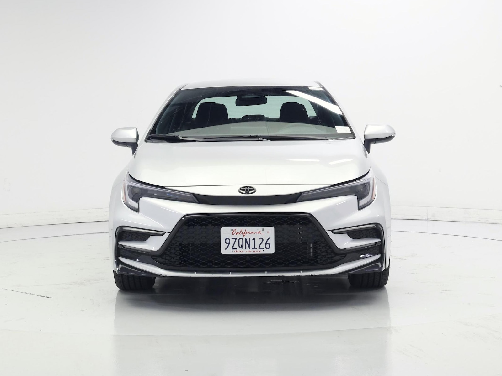 2026 Toyota Corolla SE - Photo 6