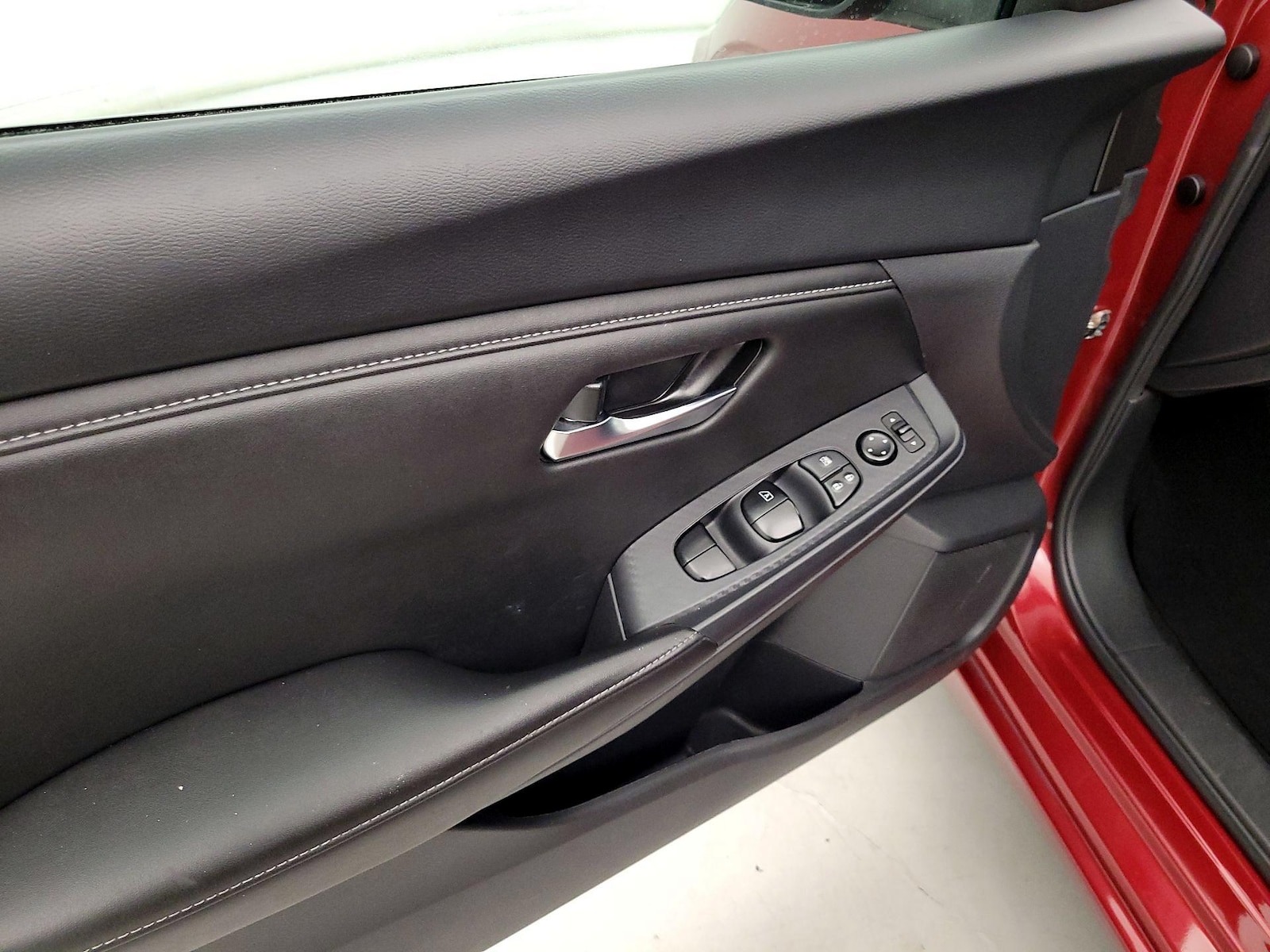2024 Nissan Sentra SV - Photo 13