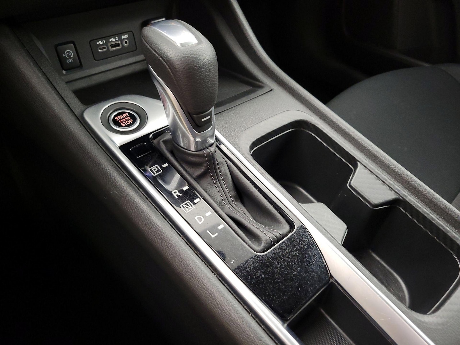 2024 Nissan Sentra SV - Photo 18