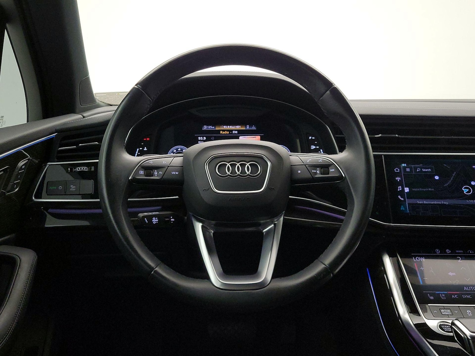 2023 Audi Q7 Premium Plus - Photo 11