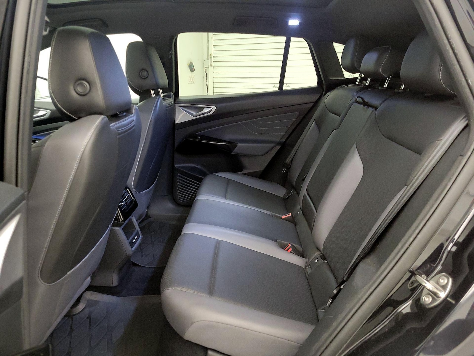 2023 Volkswagen ID.4 S - Photo 19